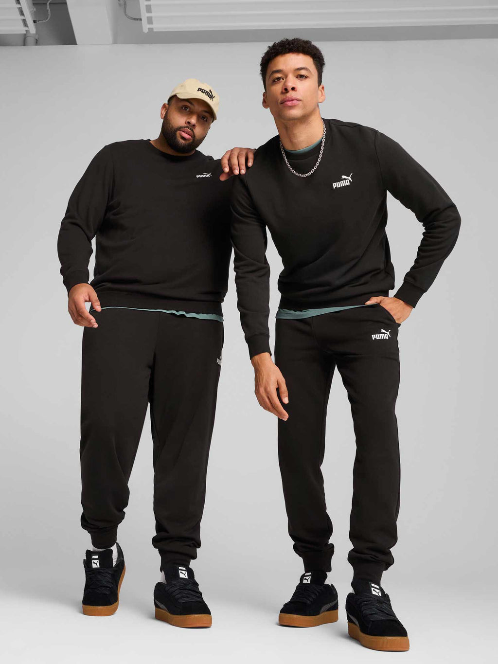 PUMA Спортно долнище ESS No. 1 Logo Sweatpants TR cl