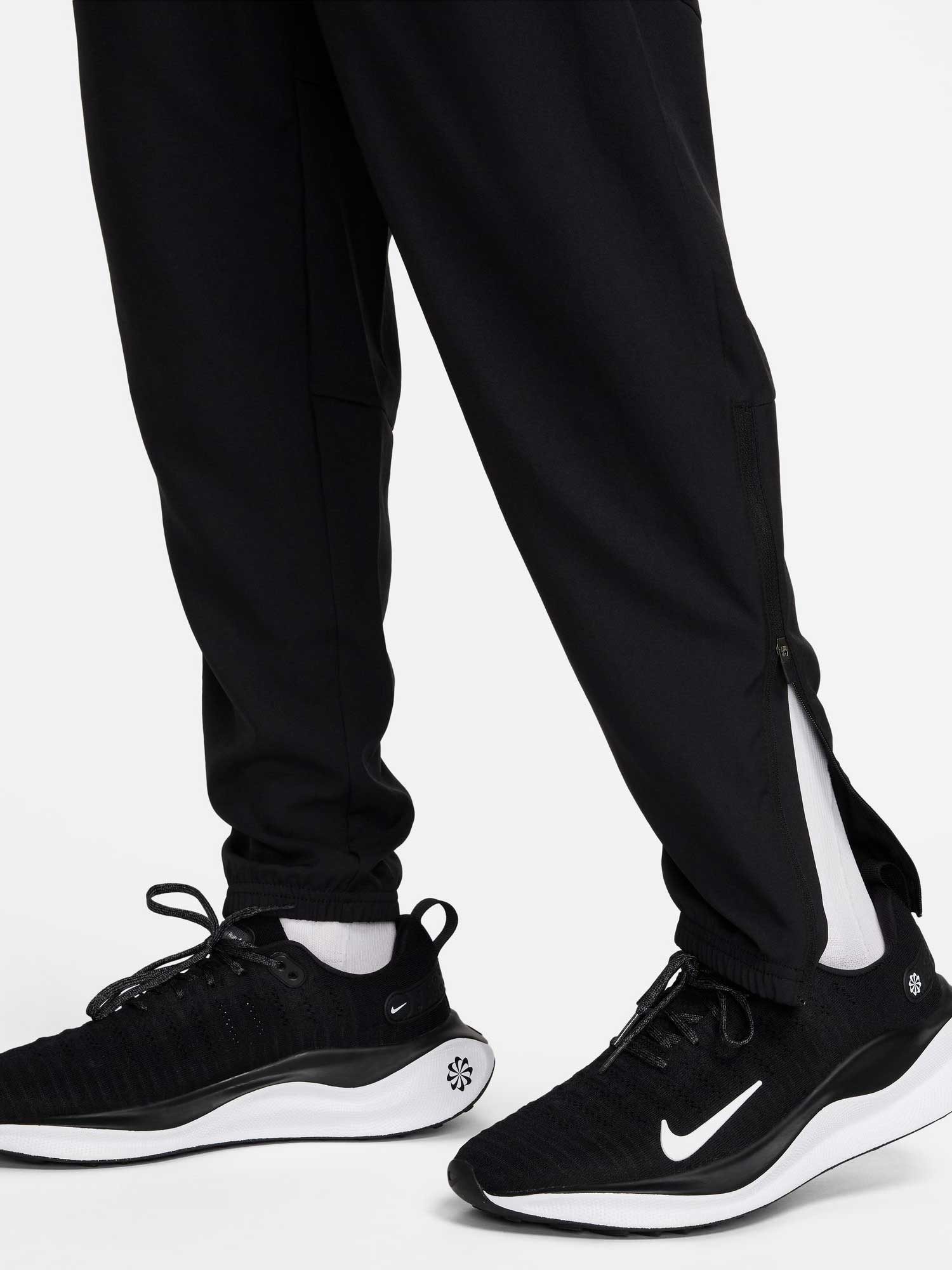 NIKE Спортно долнище M NK DF CHALLENGR WVN PANT