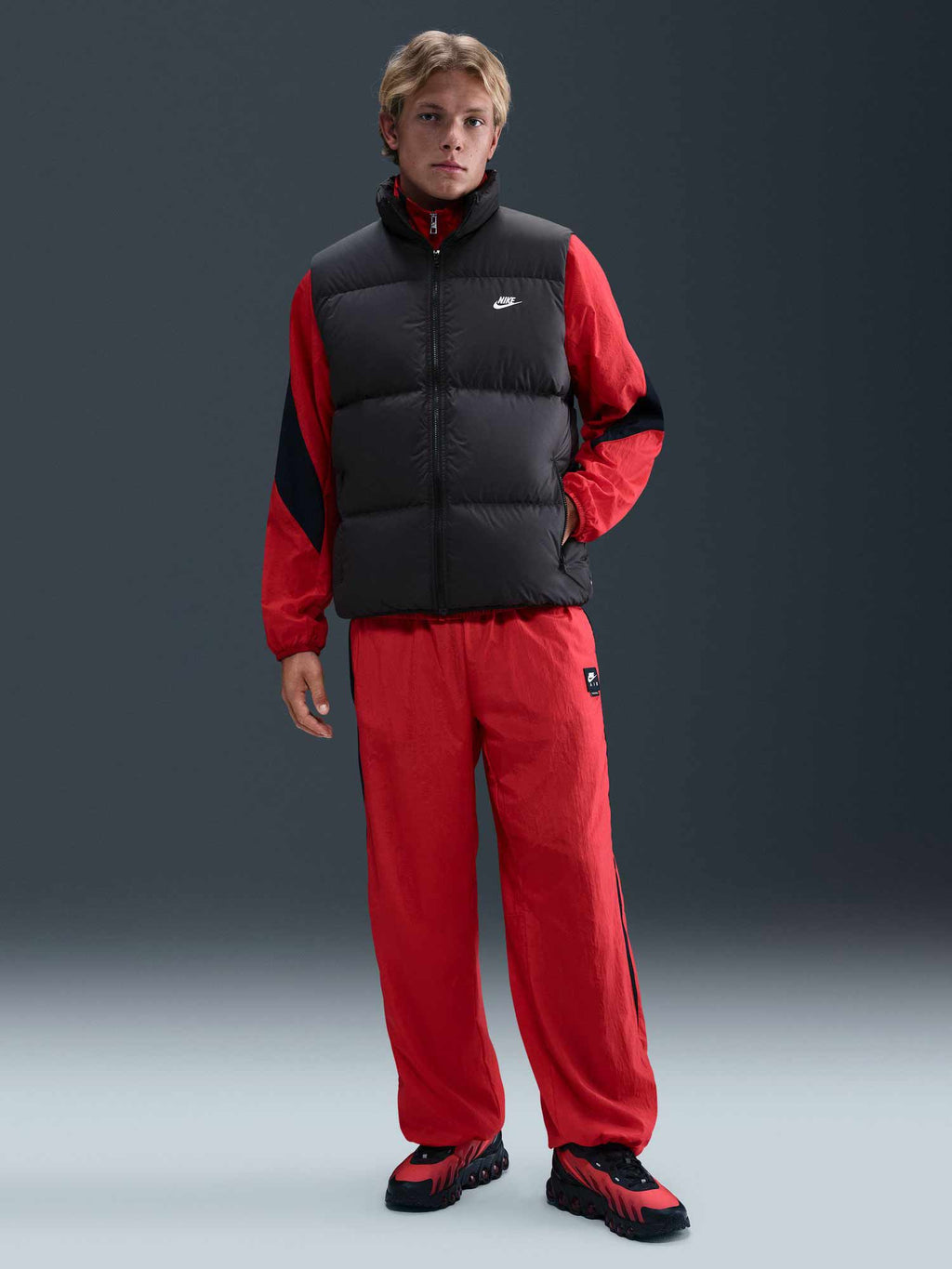 NIKE Елек M NK TF CLUB PUFFER VEST 650