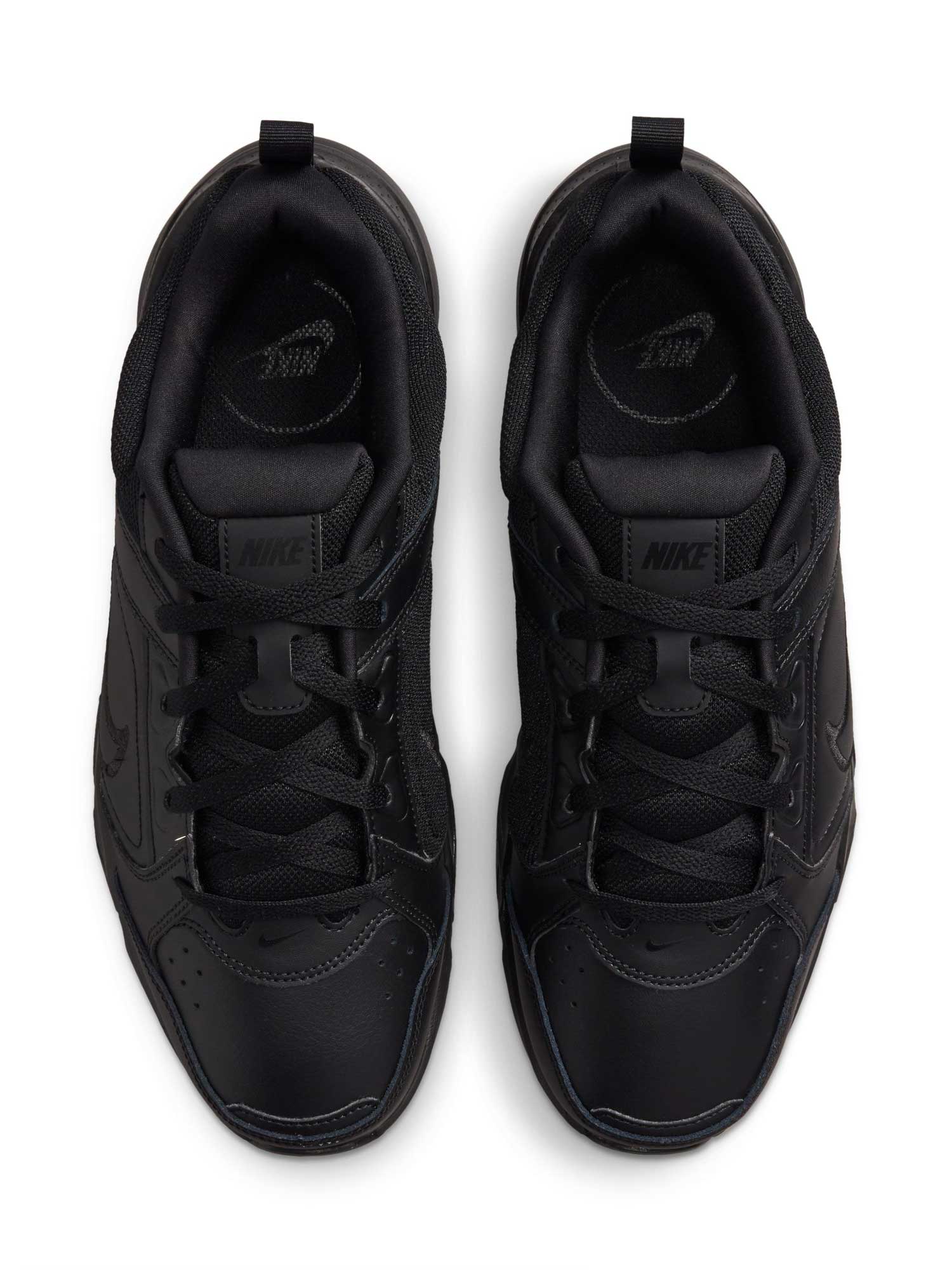 NIKE Обувки Defy All Day