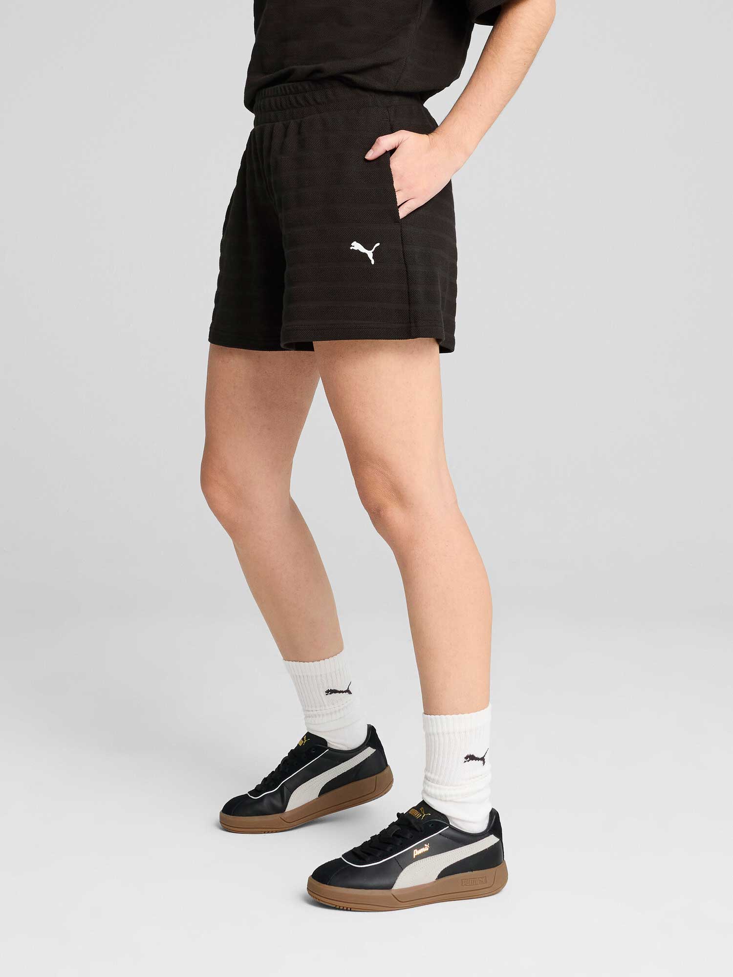 PUMA Къси панталони ESS ELEVATED
