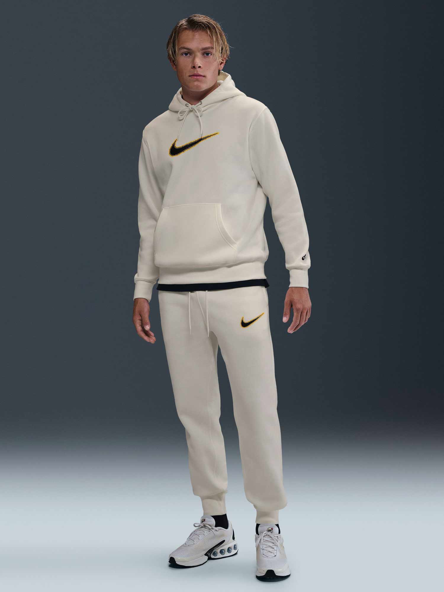 NIKE Спортно долнище M NK CLUB BB JGGR NEO VARSITY