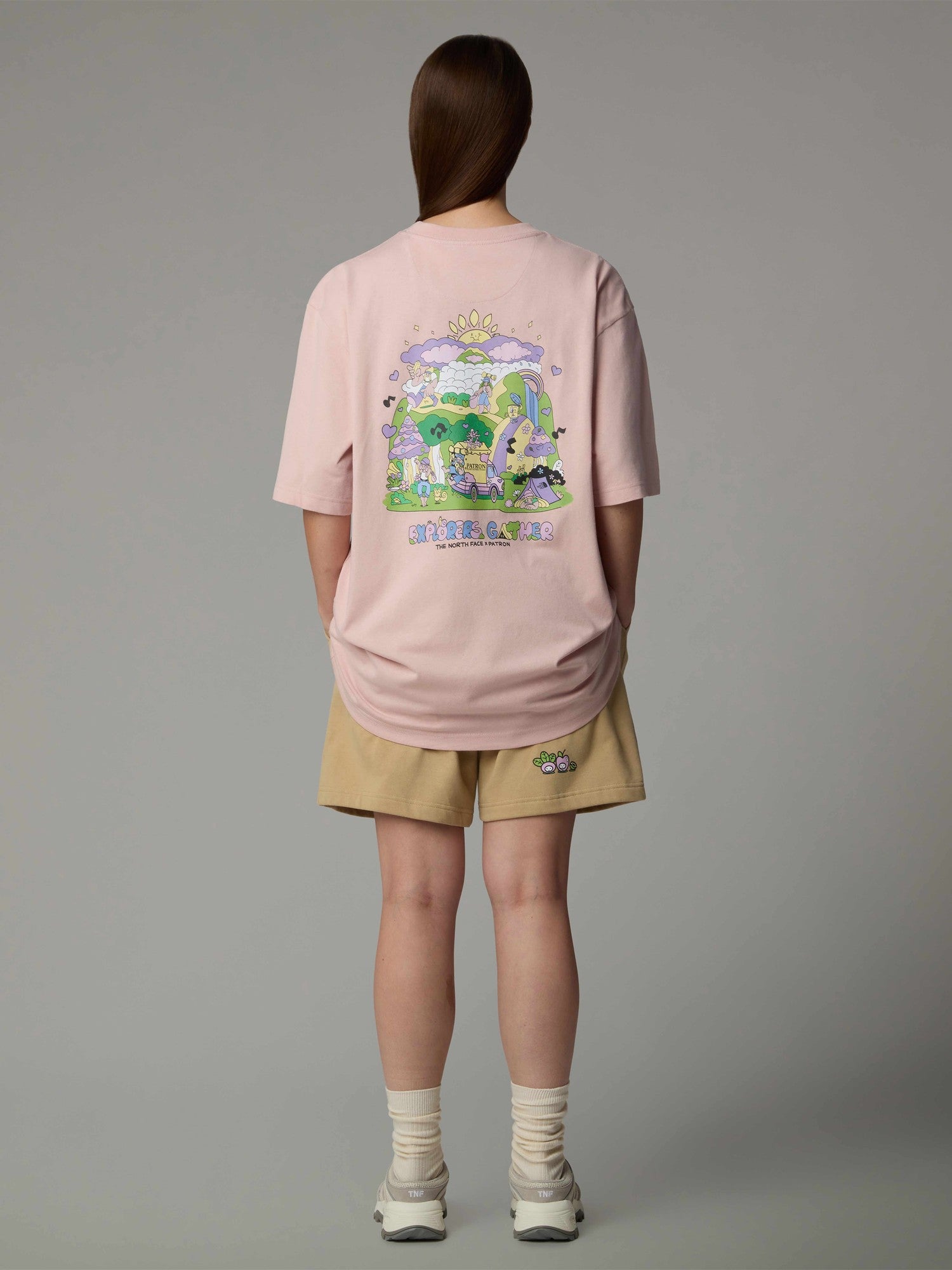 THE NORTH FACE Тениска U SS MOUNTAIN CLEANUP OVERSIZED TEE