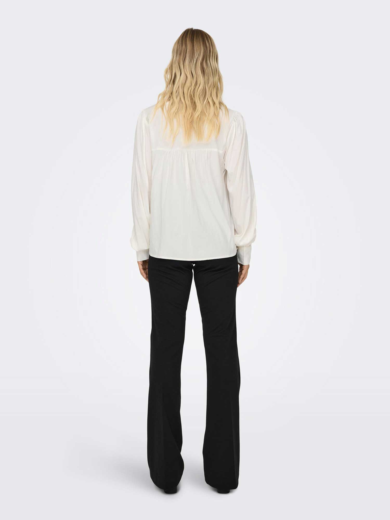 ONLY Риза ONLELLA LS V-NECK TOP WVN