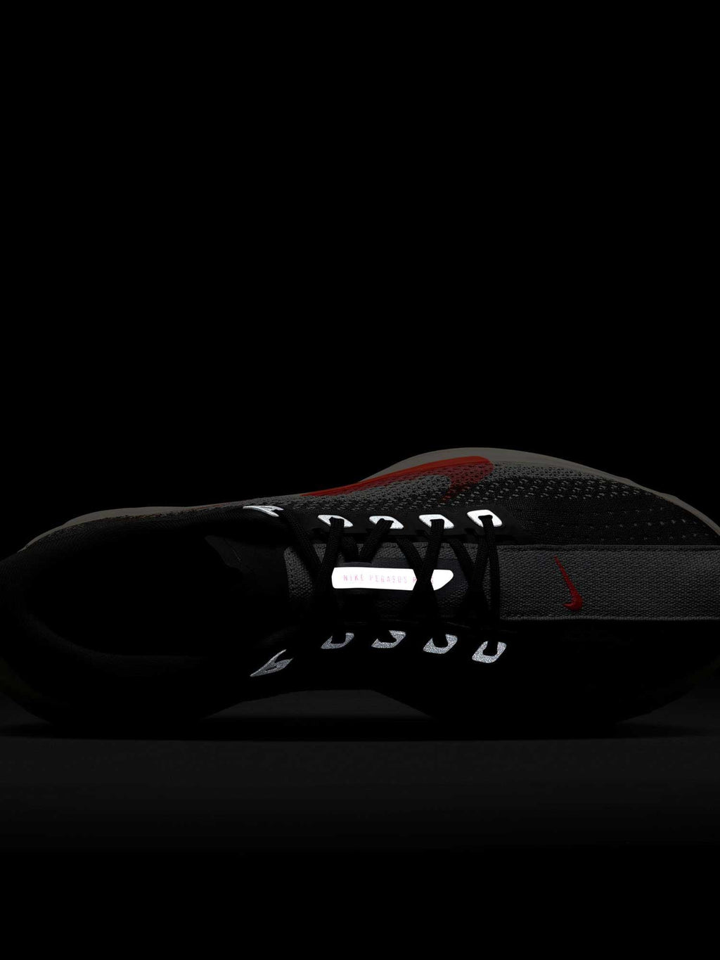 NIKE Обувки PEGASUS PLUS