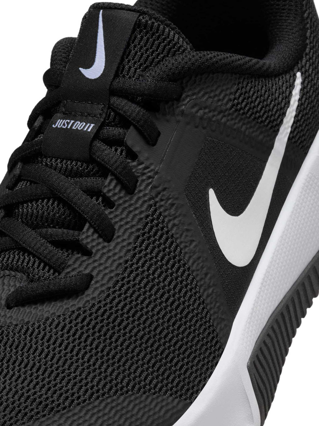 NIKE Обувки W MC TRAINER 3
