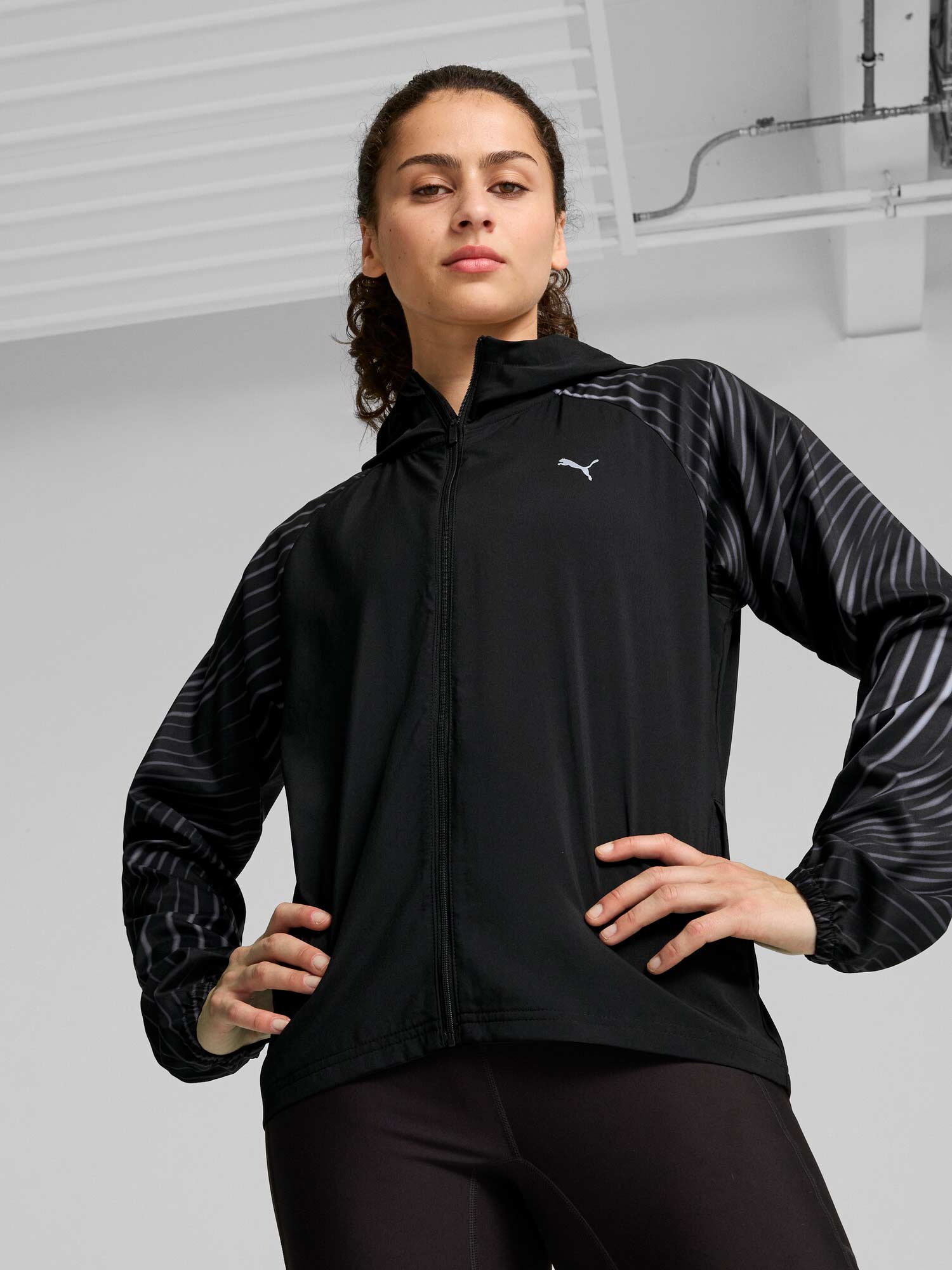 PUMA Яке RUN FAVORITE AOP WOVEN JACKET W