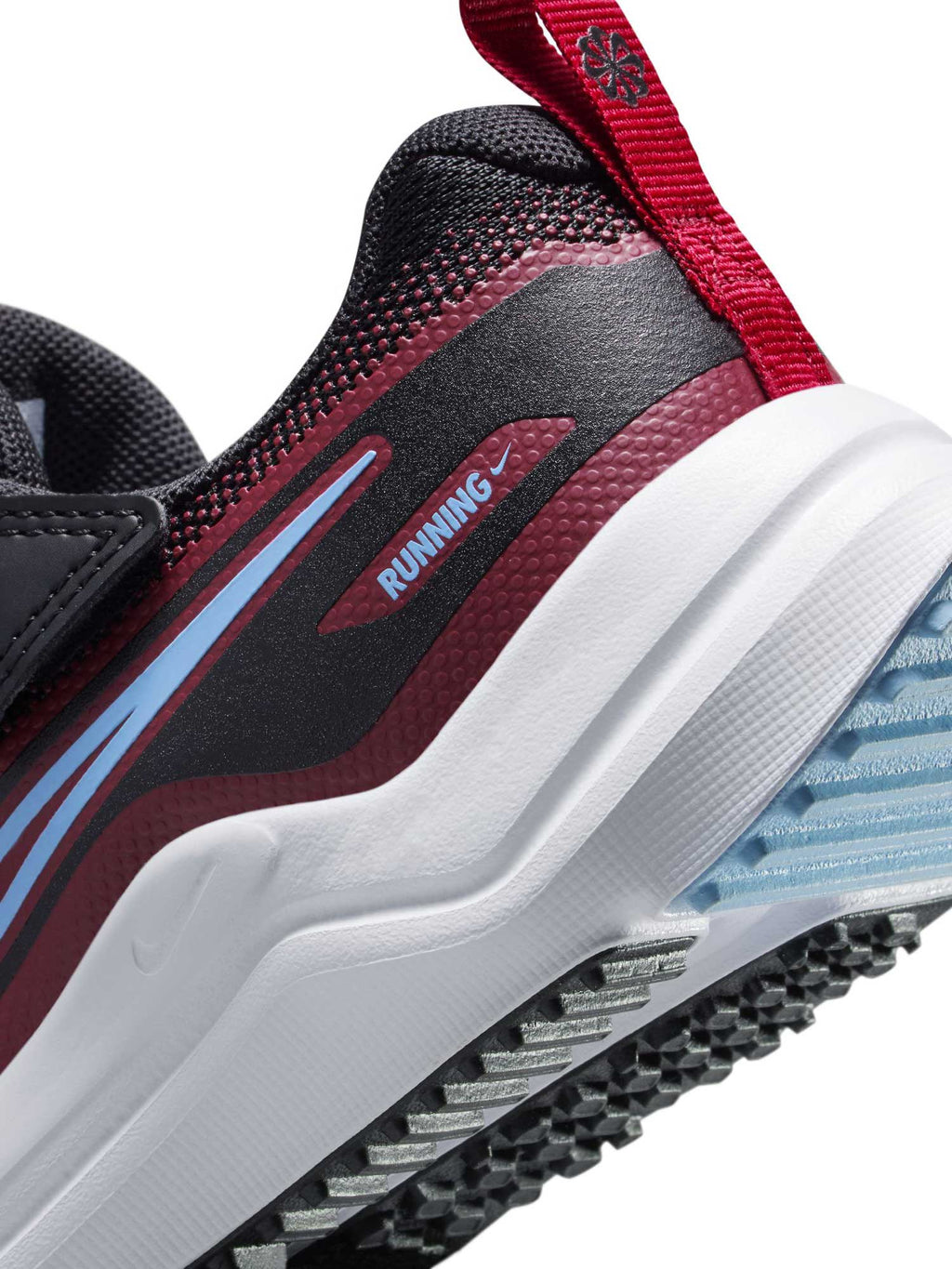 NIKE Обувки COSMIC RUNNER PSV