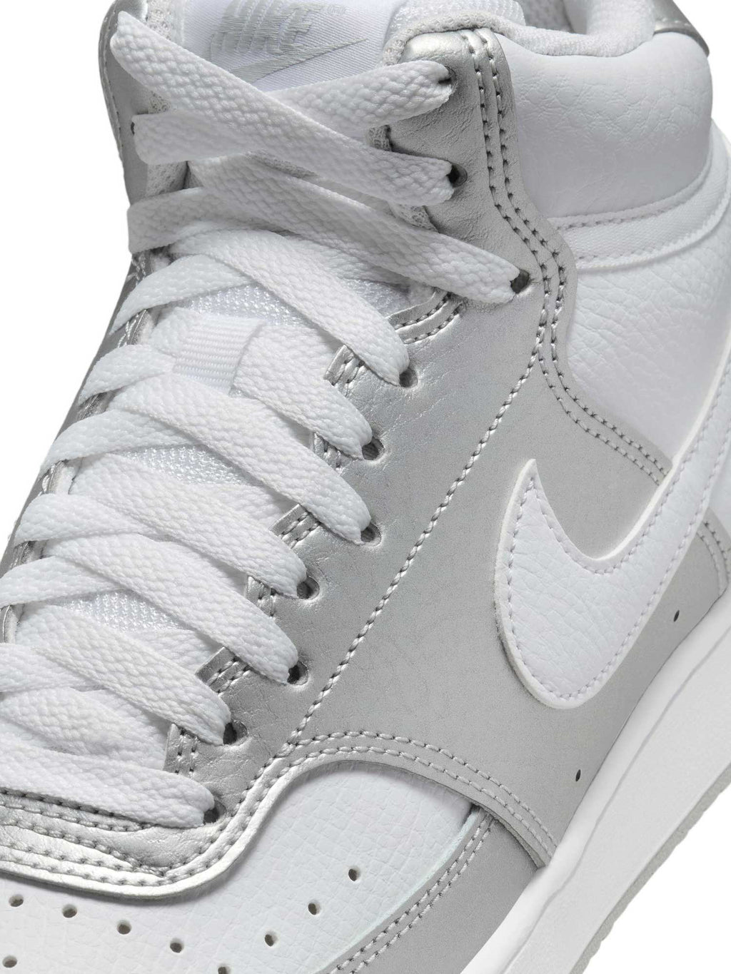 NIKE Обувки WMNS COURT VISION MID
