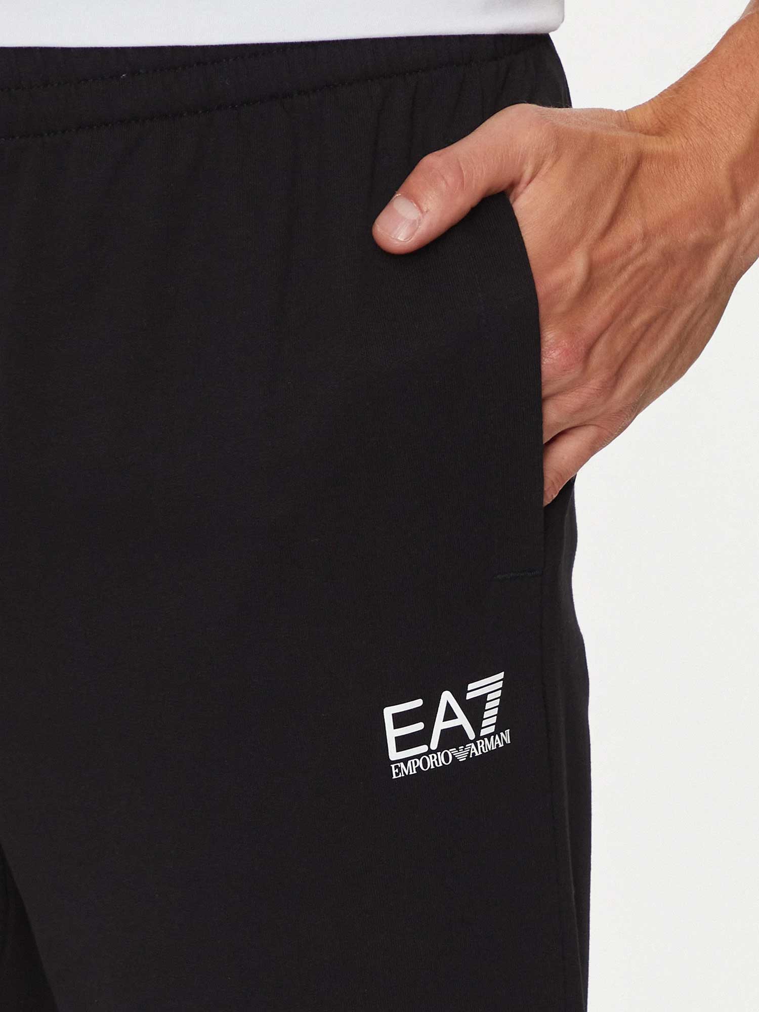 EA7 Emporio Armani Спортен екип TRAIN CORE ID M T-SUIT T-TOP FZ