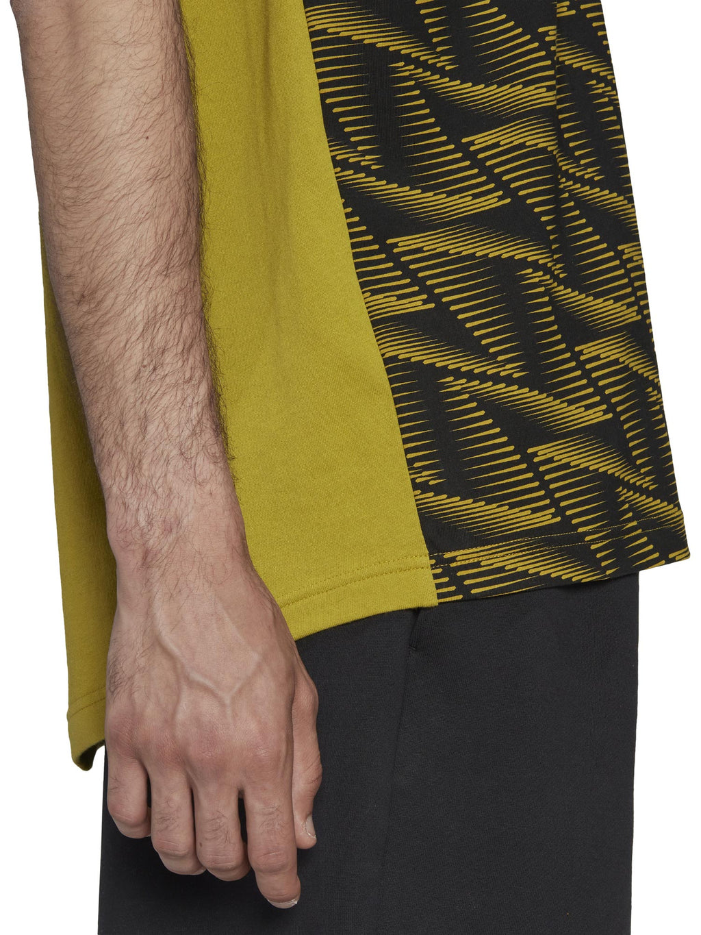 ADIDAS SPORTSWEAR Тениска Designed For Gameday Travel