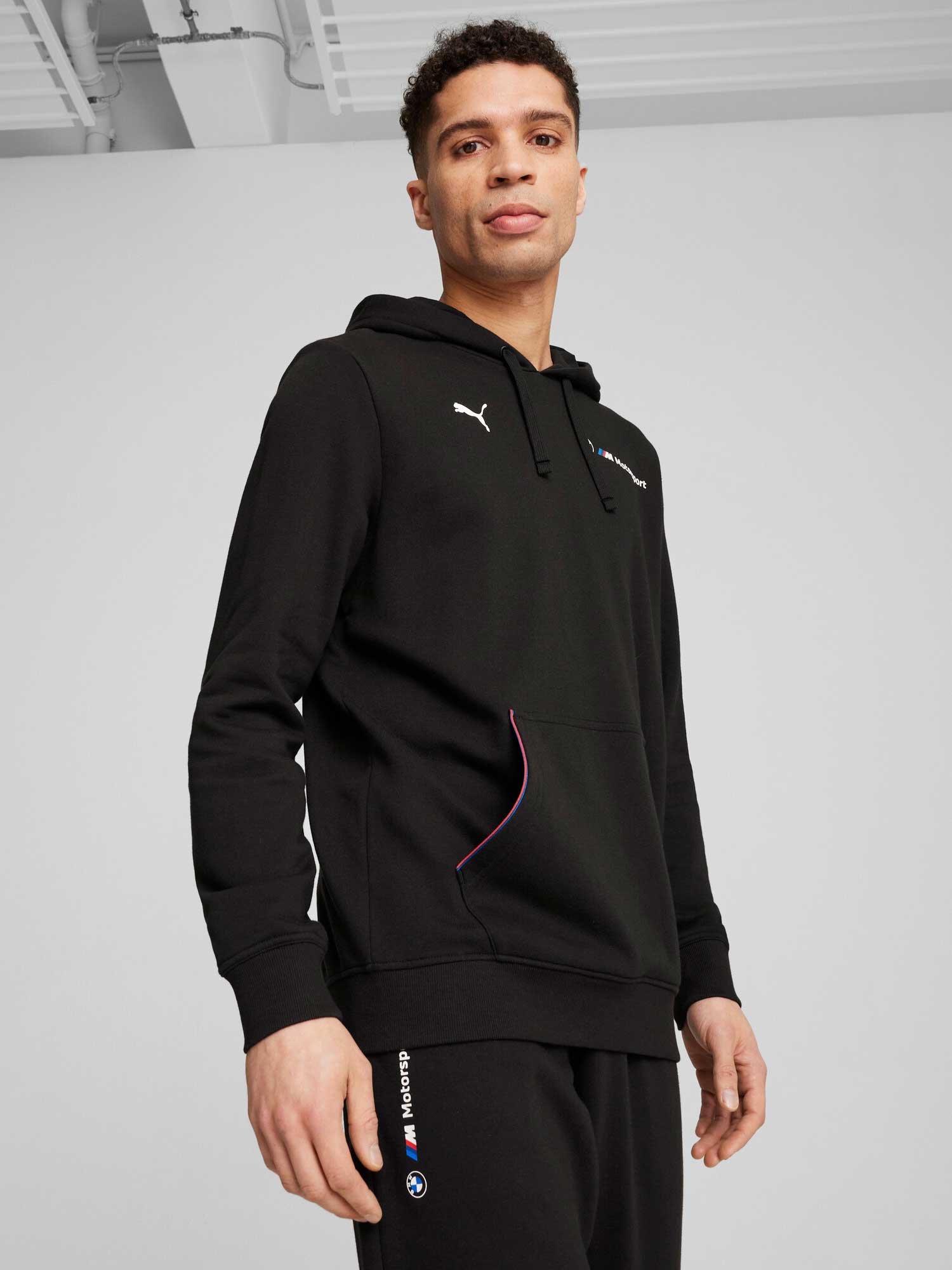 PUMA Суитшърт BMW MMS ESS+ HOODIE FT