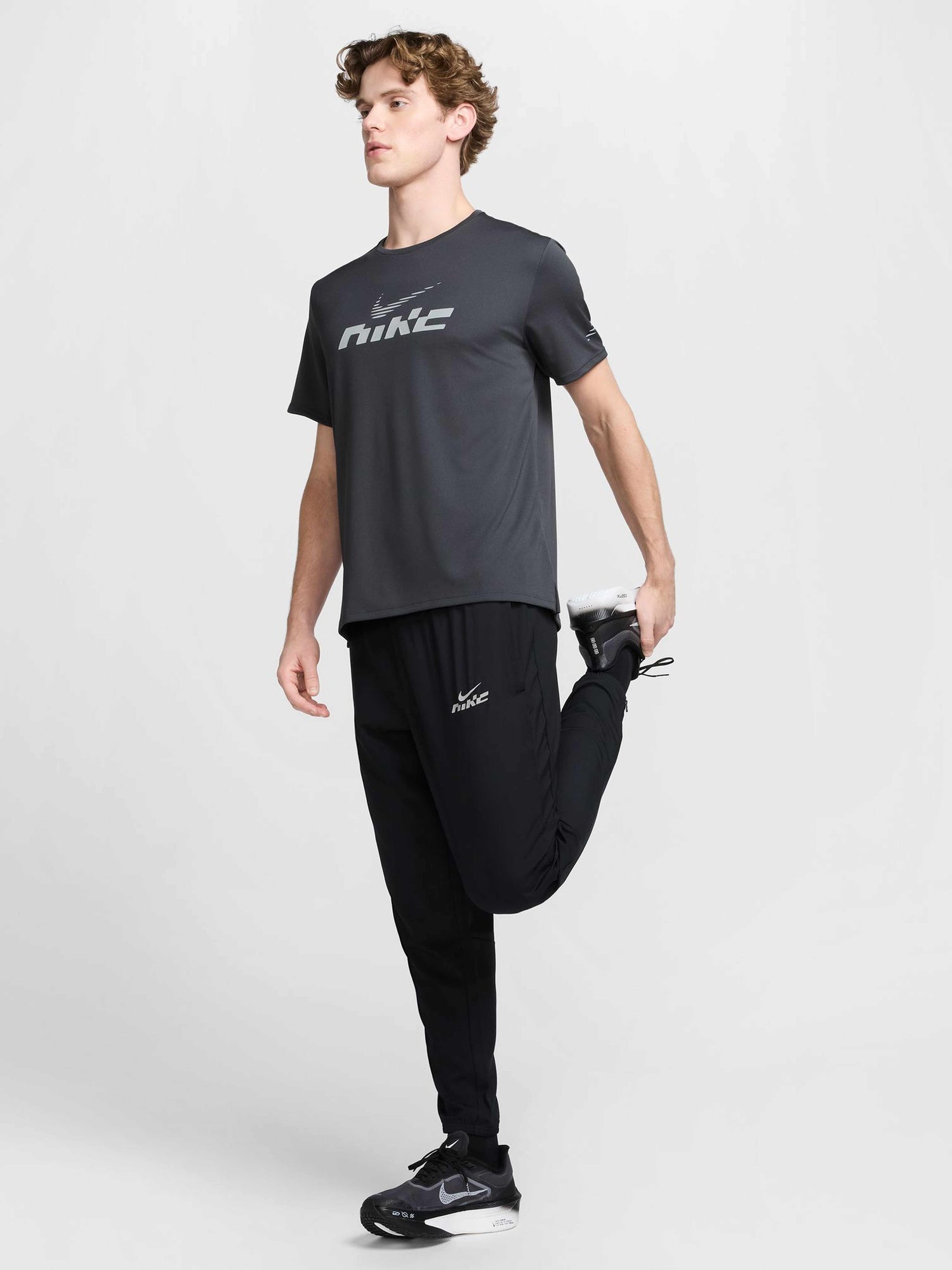 NIKE Тениска M NK DF UV MILER FLASH SS