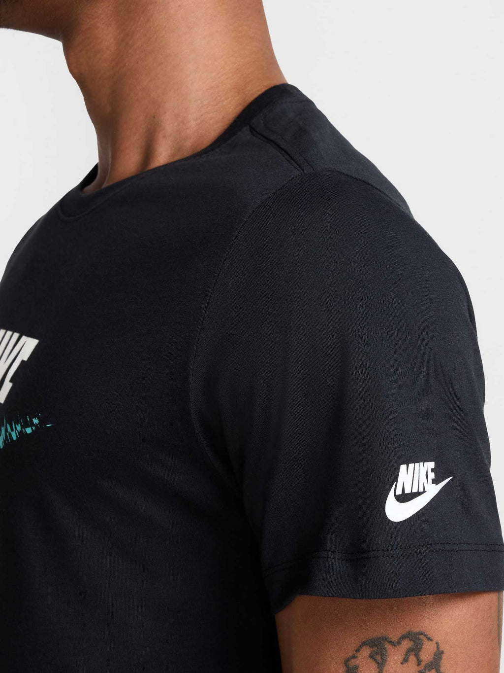 NIKE Тениска M NSW TEE 6MO FTRA SP25
