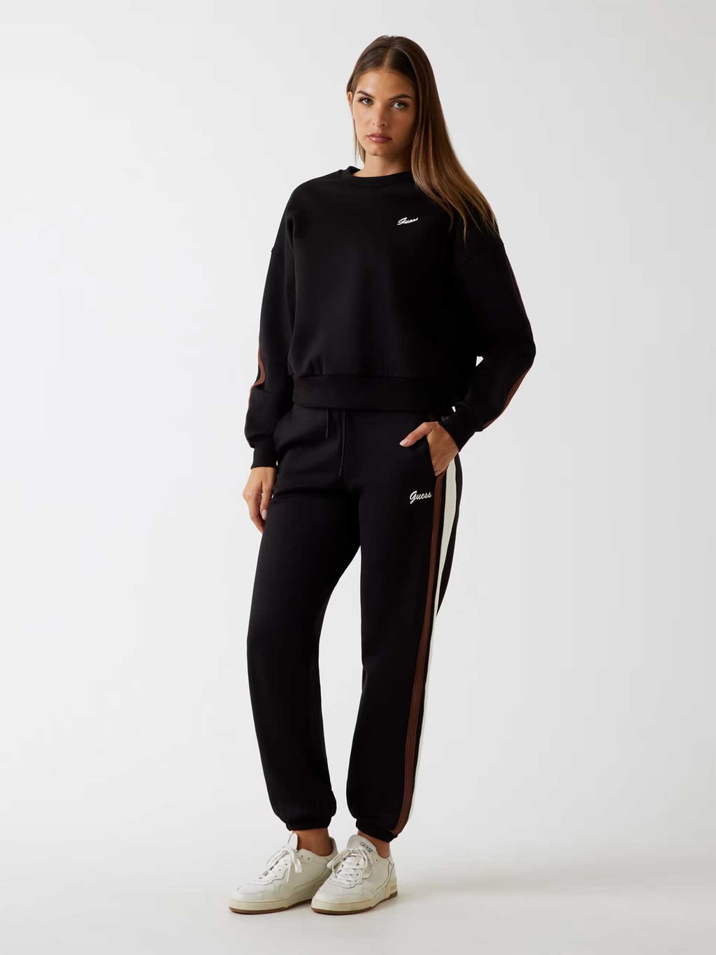 GUESS Спортно долнище FABIA JOGGER