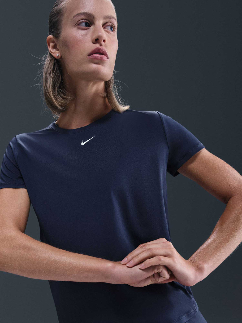 NIKE Тениска W NK ONE CLASSIC DF SS TOP WT