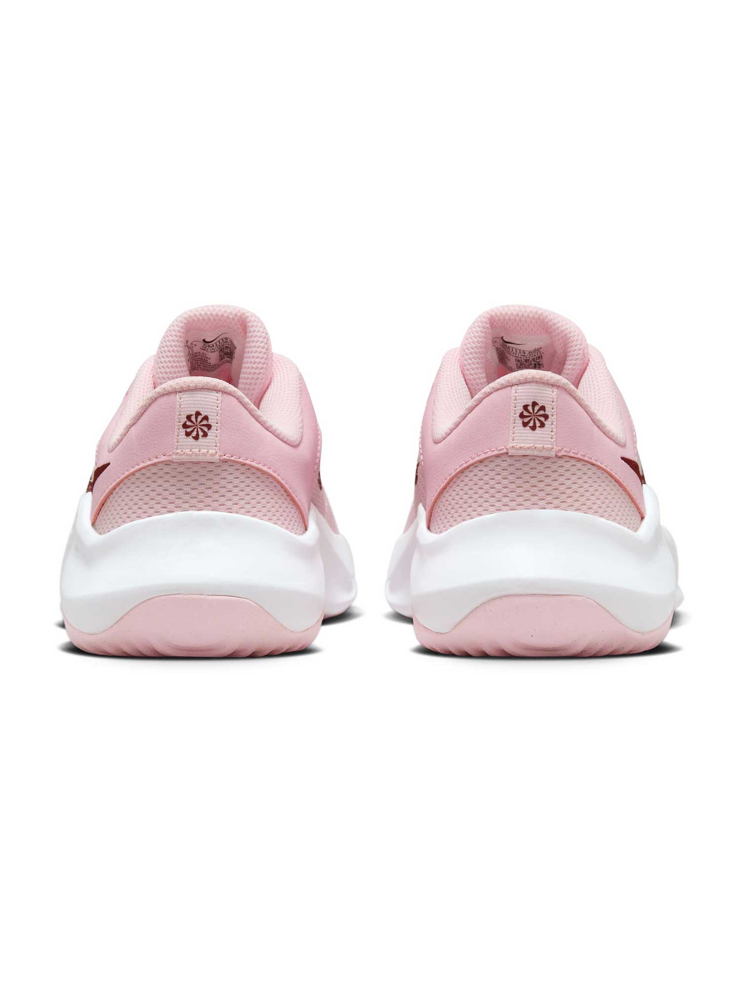 NIKE Обувки W LEGEND ESSENTIAL 3 NN