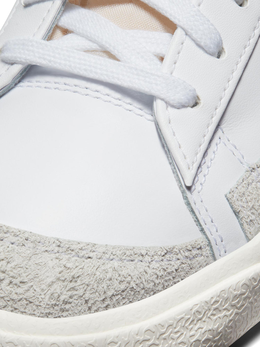 NIKE Обувки BLAZER LOW 77 VNTG