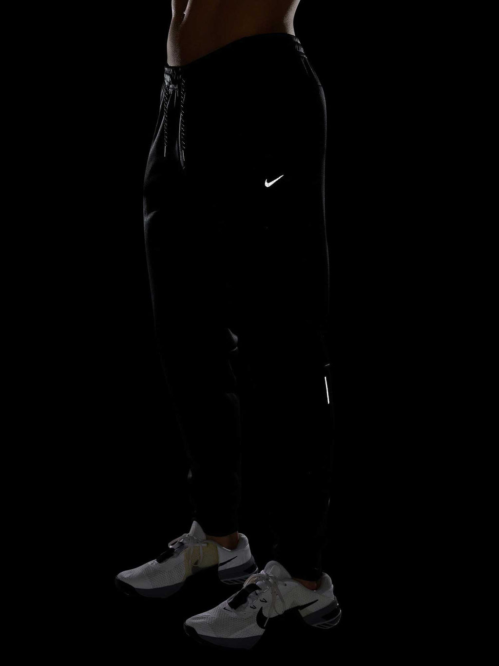NIKE Спортно долнище M NK TF RPL THRMA SPHR WNT JGR