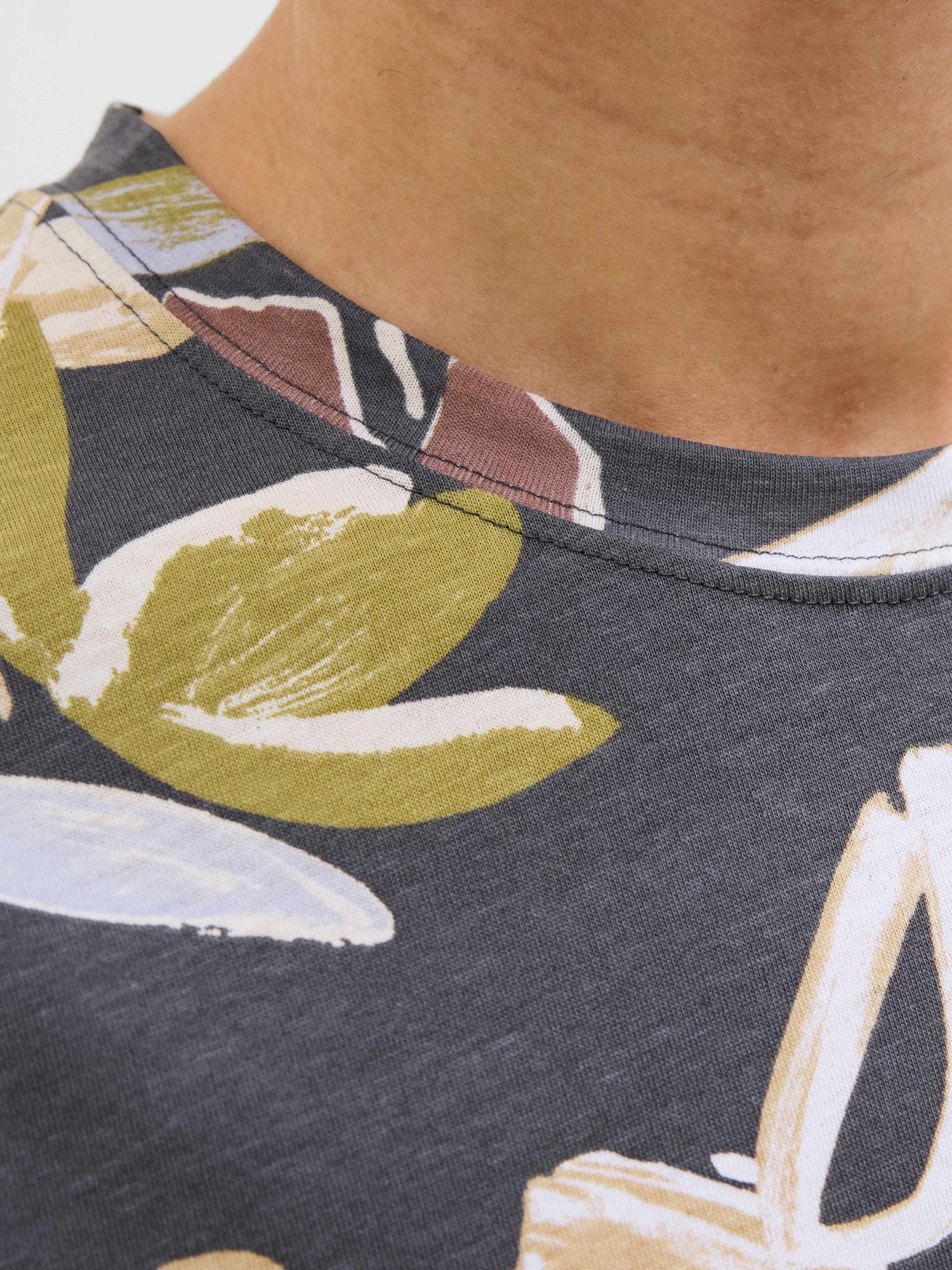 JACK & JONES Тениска JORVARENNA AOP TEE SS CREW NECK