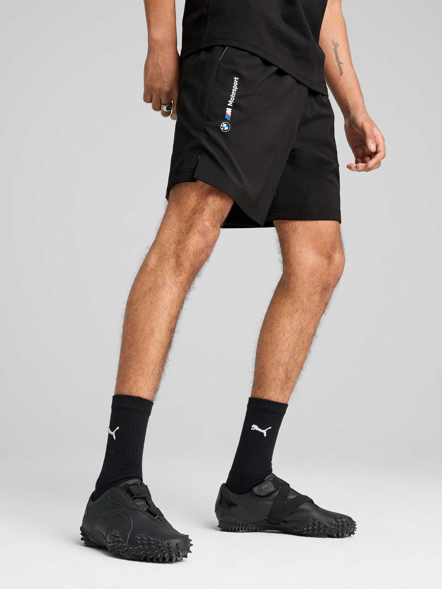 PUMA Къси панталони BMW MMS ESS+ WOVEN SHORTS