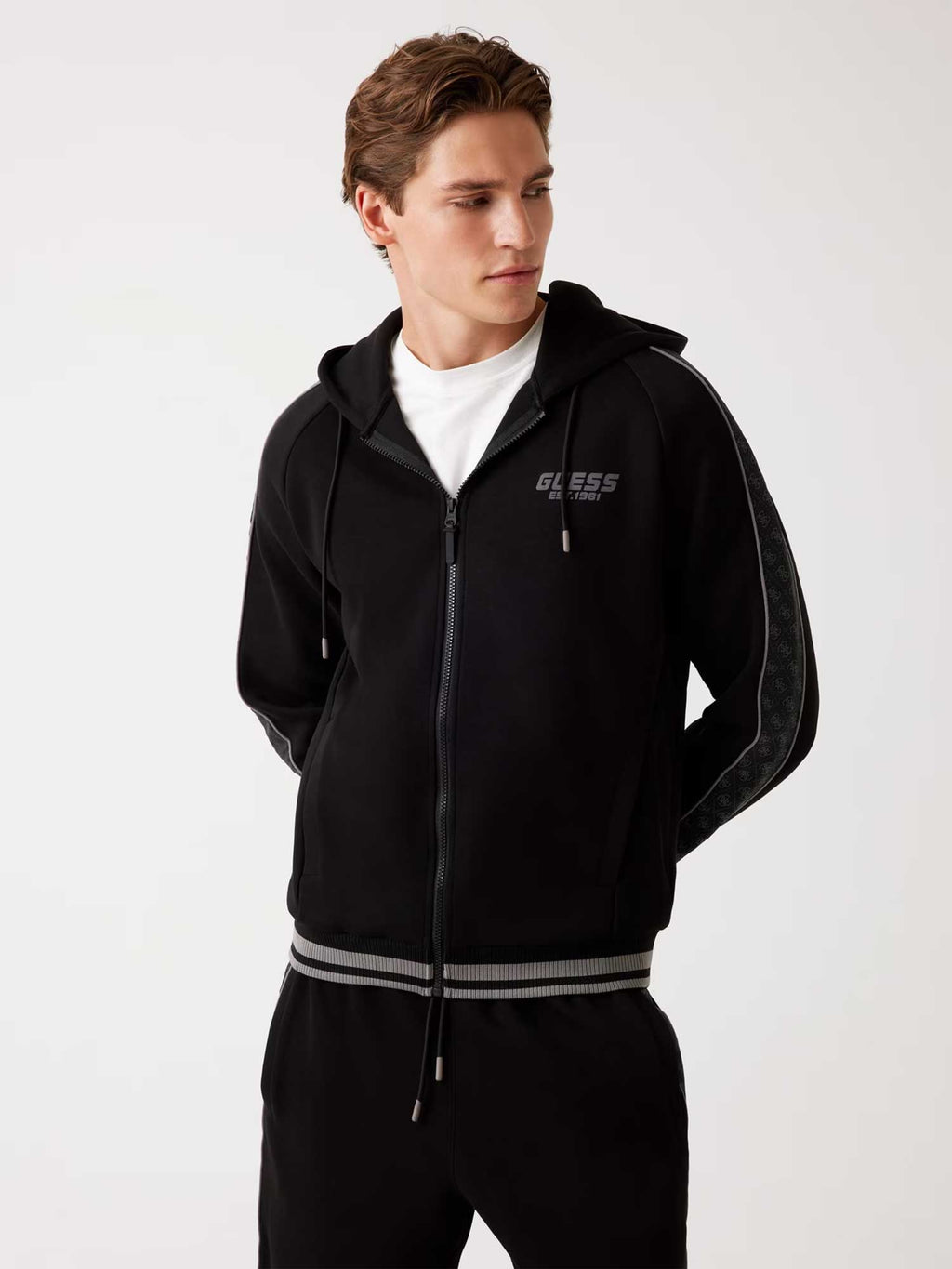 GUESS Суитшърт FINLO ZIPPED HOODIE