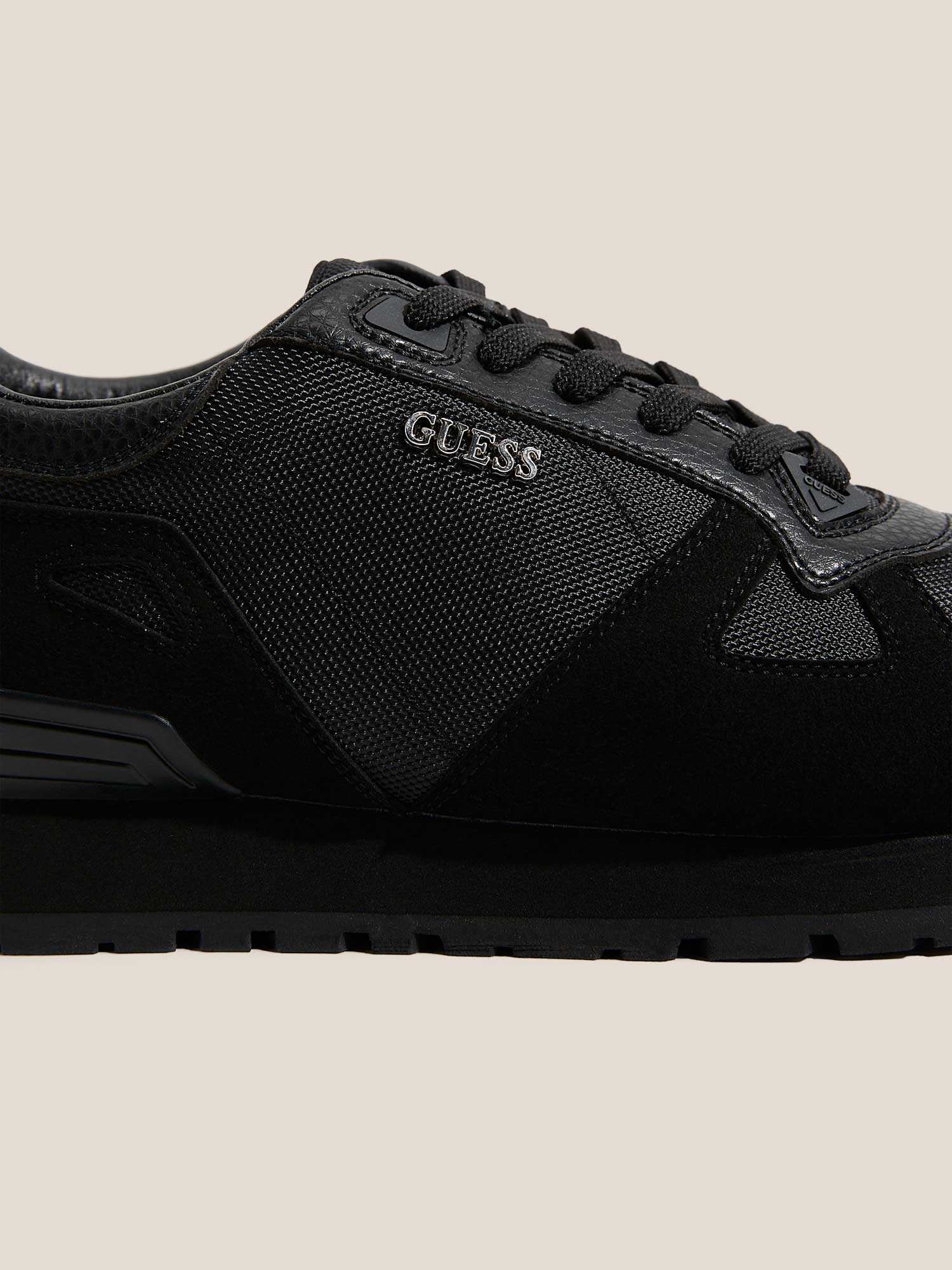 GUESS Обувки TRESA
