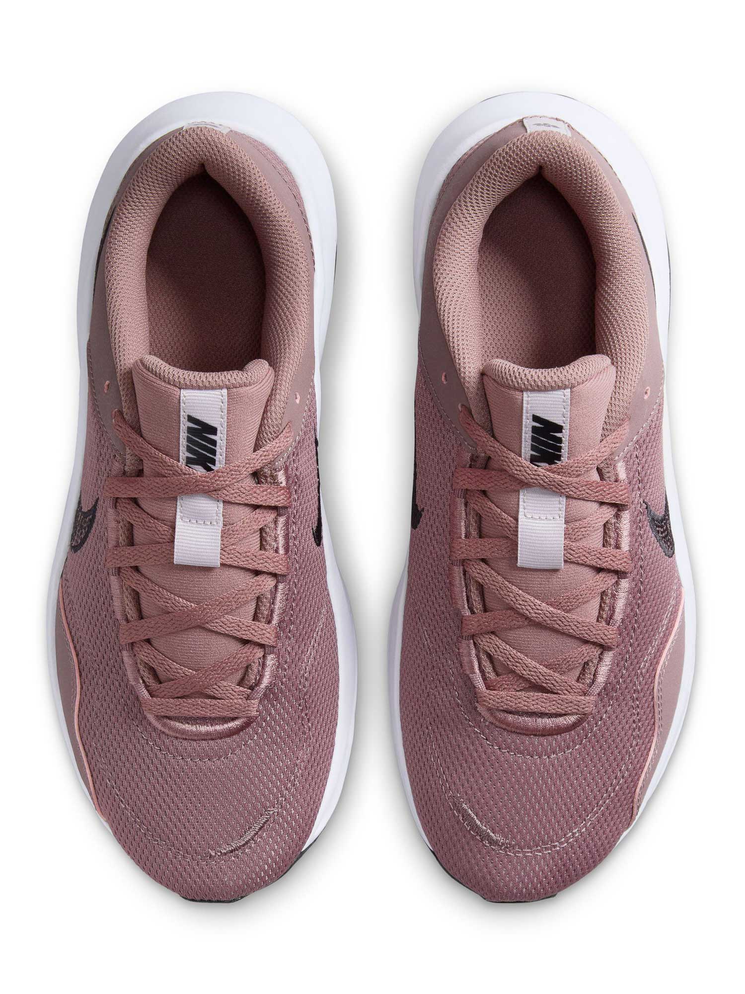 NIKE Обувки W LEGEND ESSENTIAL 3 NN