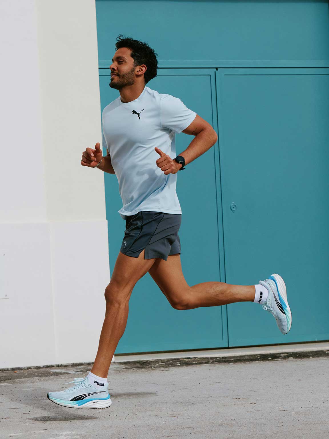 PUMA Къси панталони M RUN VELOCITY 5'' SHORT