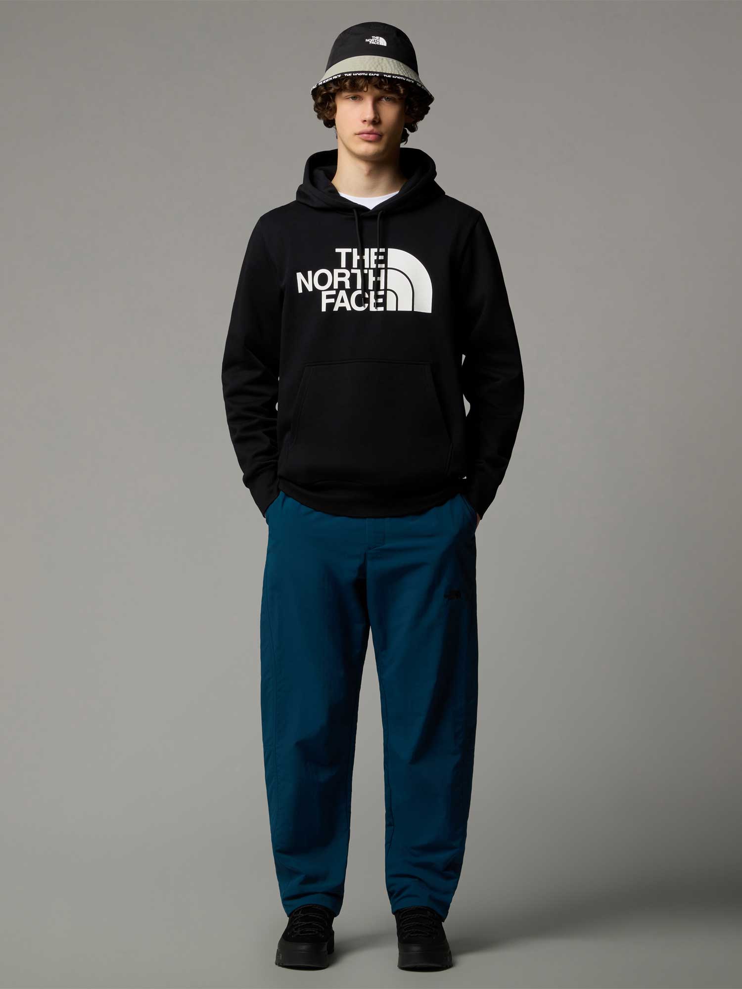 THE NORTH FACE Суитшърт M EASY HOODIE