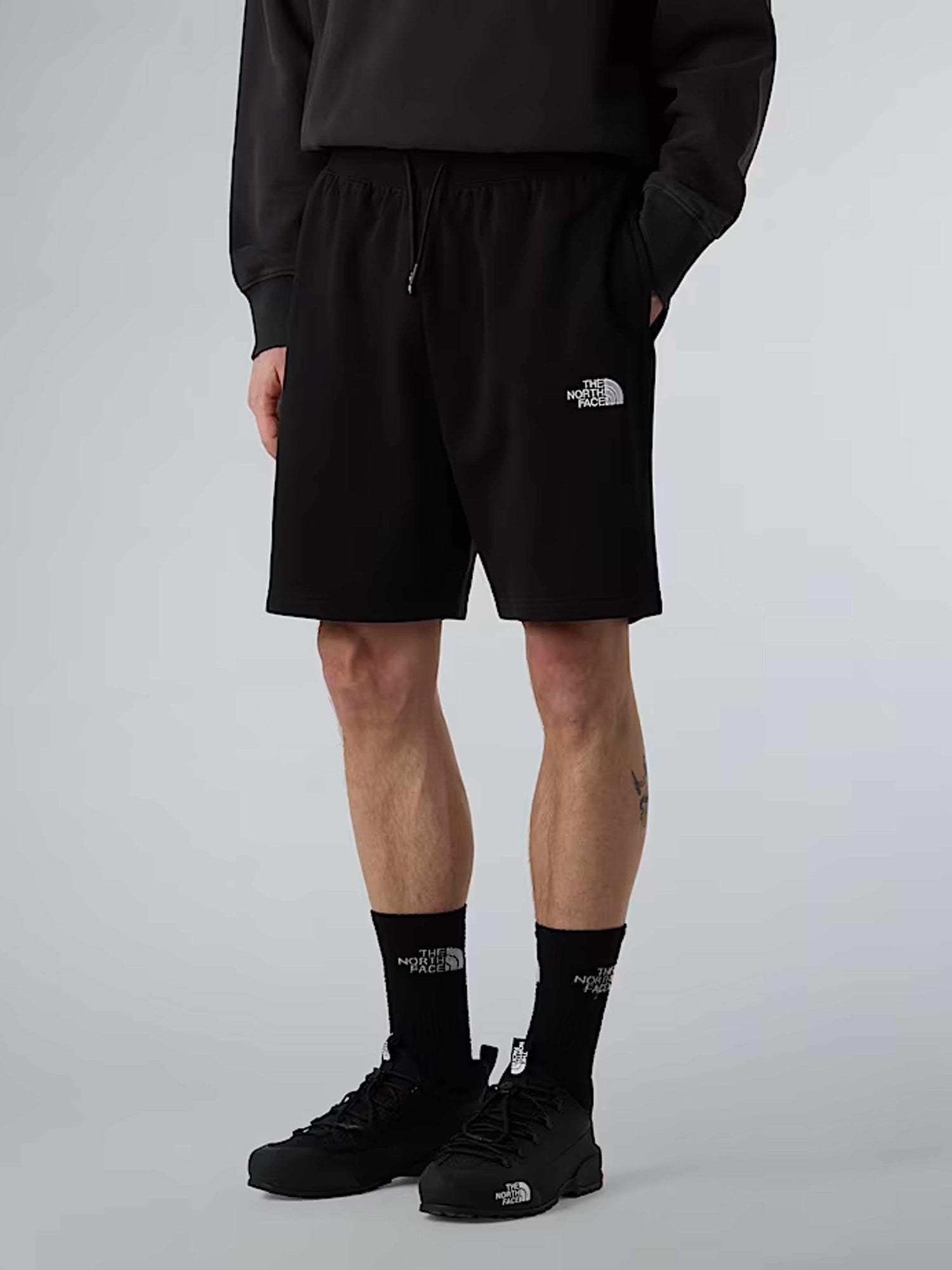 THE NORTH FACE Къси панталони M ESSENTIAL RELAXED SHORT