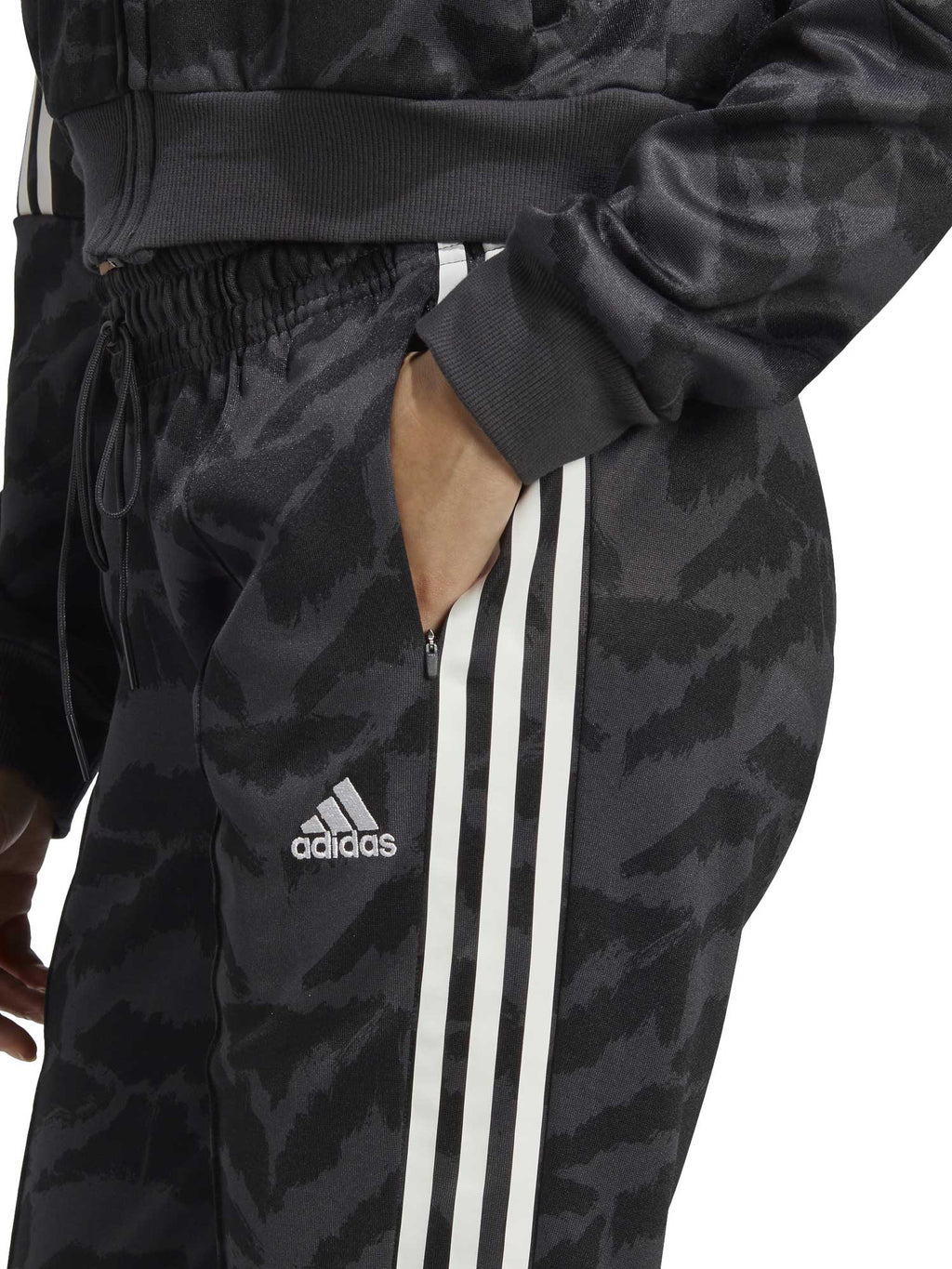ADIDAS SPORTSWEAR Спортно долнище Tiro Suit Up Lifestyle Track Pant