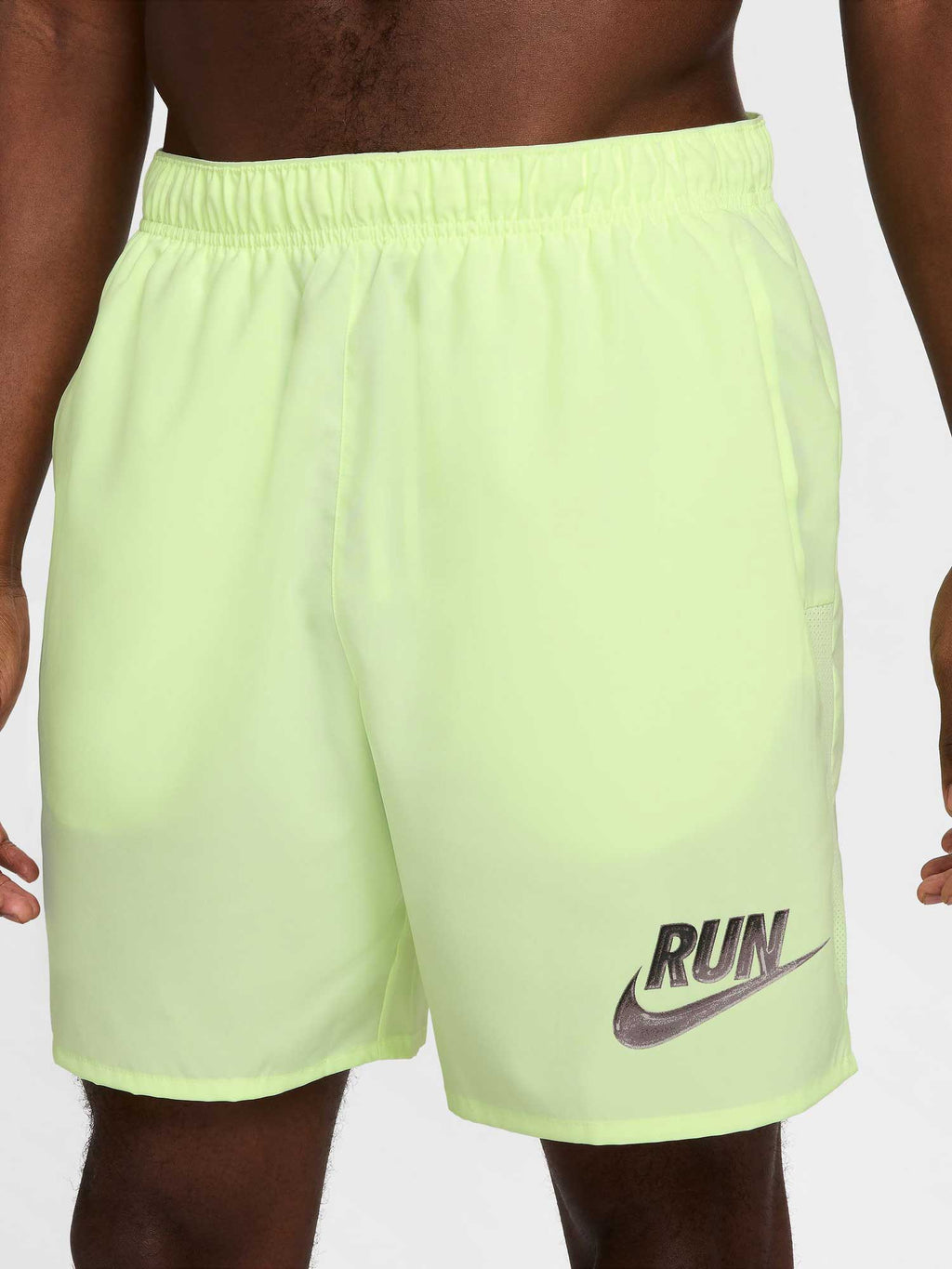 NIKE Къси панталони M NK RUN ENRGY CHLNGR 7UL SHRT