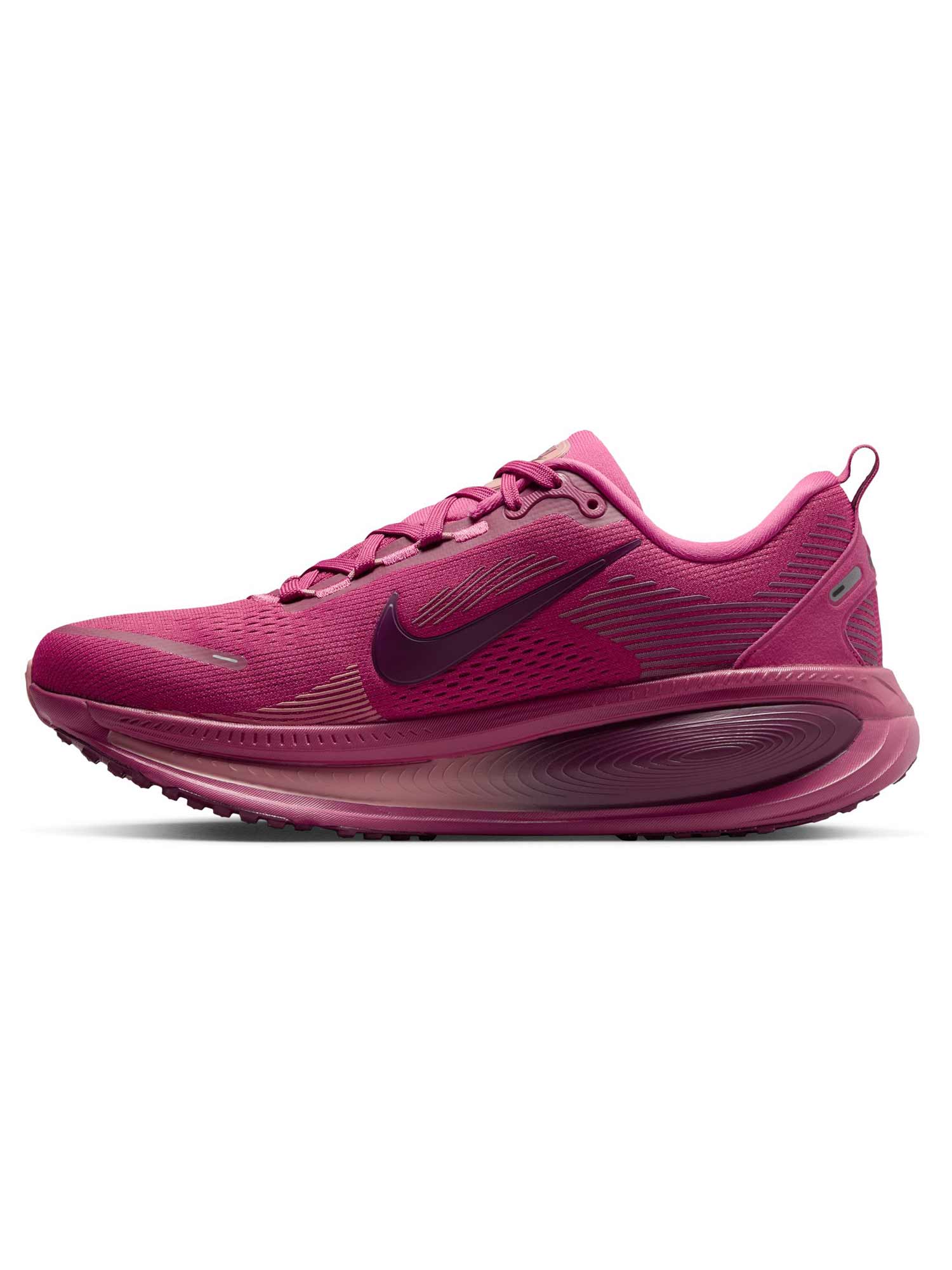 NIKE Обувки W VOMERO 18