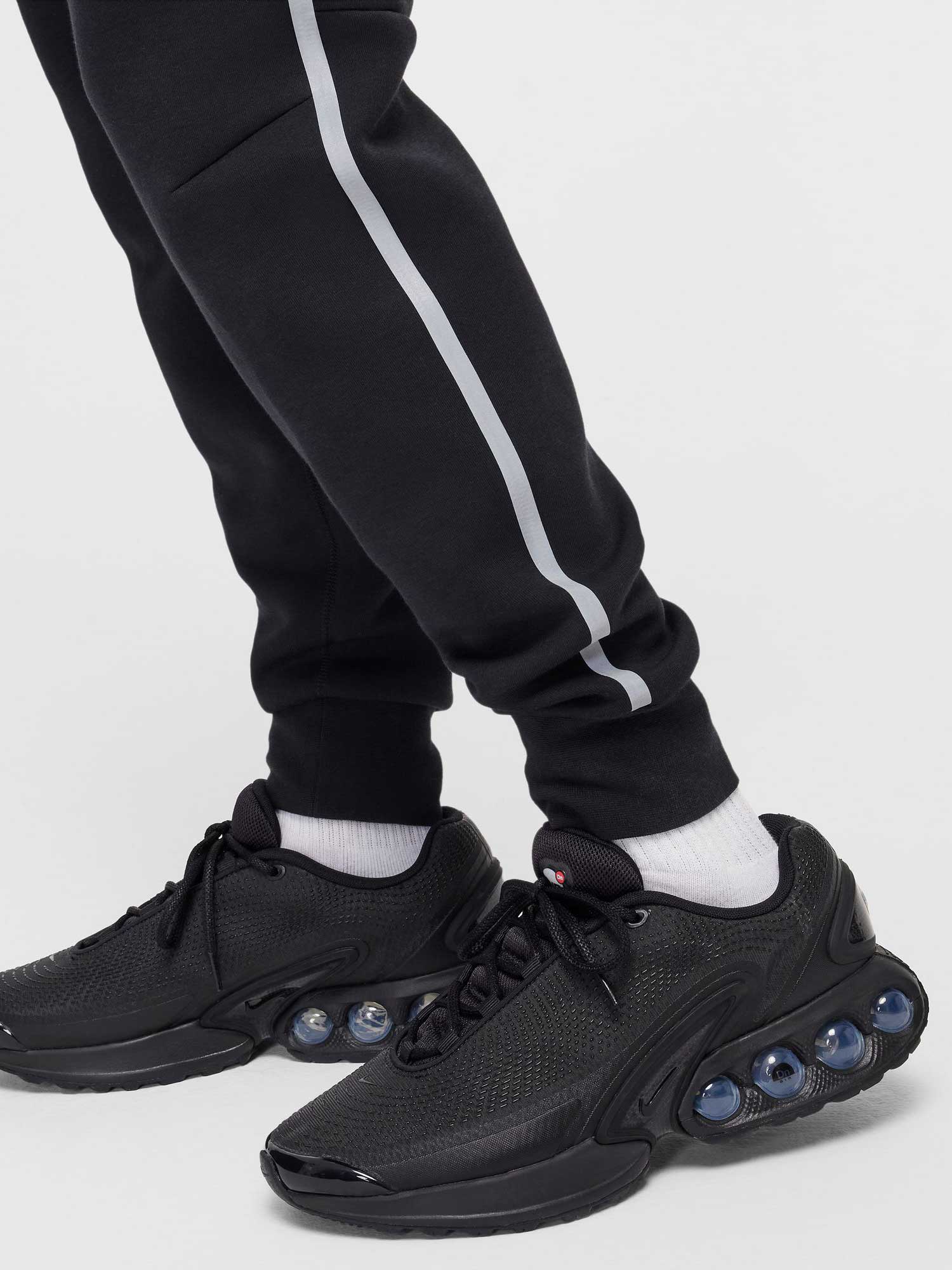 NIKE Спортно долнище M NK TCH SSNL TF+ JOGGER