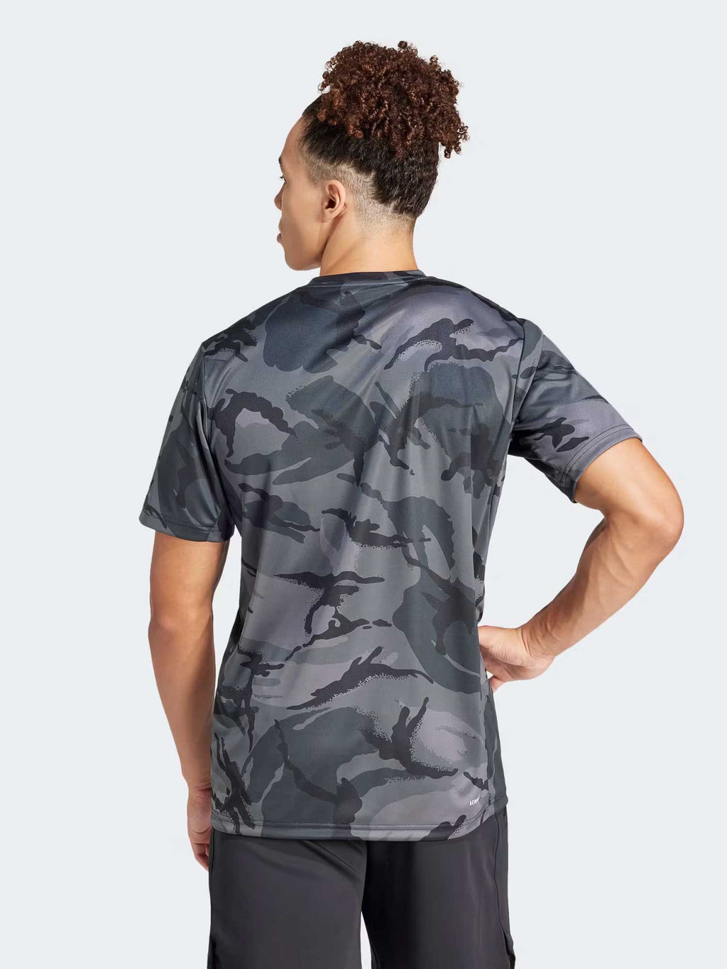 ADIDAS PERFORMANCE Тениска Train Essentials Seasonal Camo T-Shirt