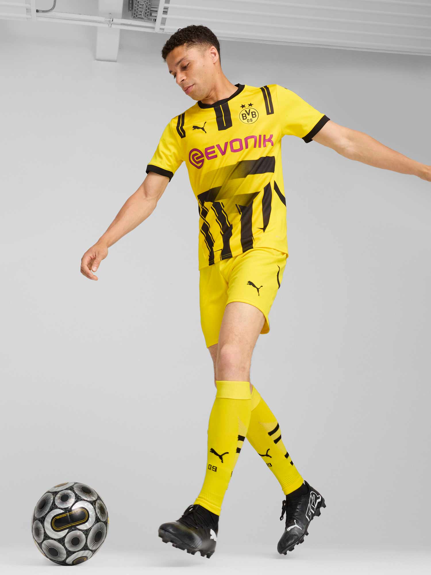 PUMA Тениска BVB Cup Jersey Replica