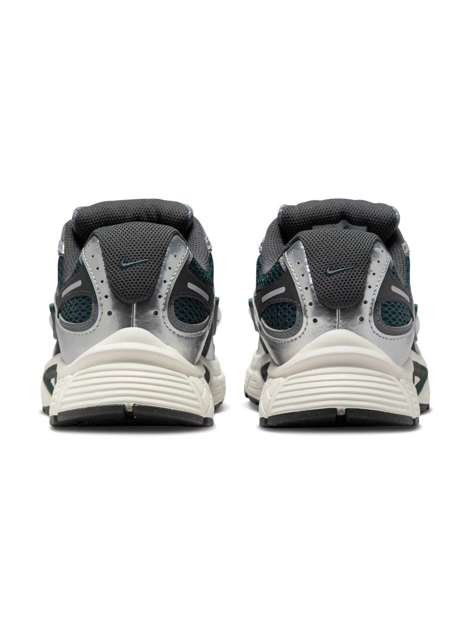 NIKE Обувки W V5 RNR