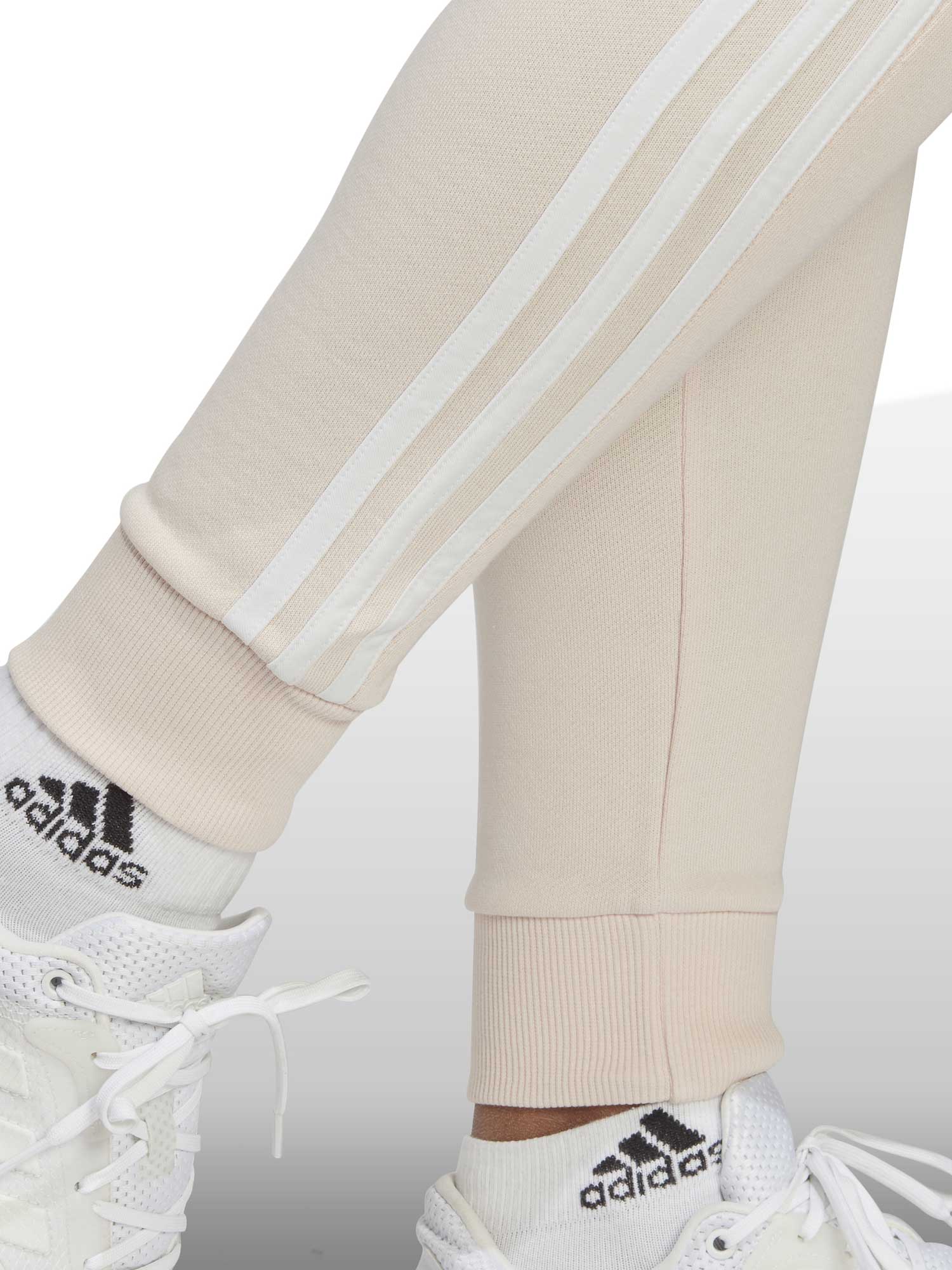 ADIDAS SPORTSWEAR Спортно долнище Essentials 3-Stripes