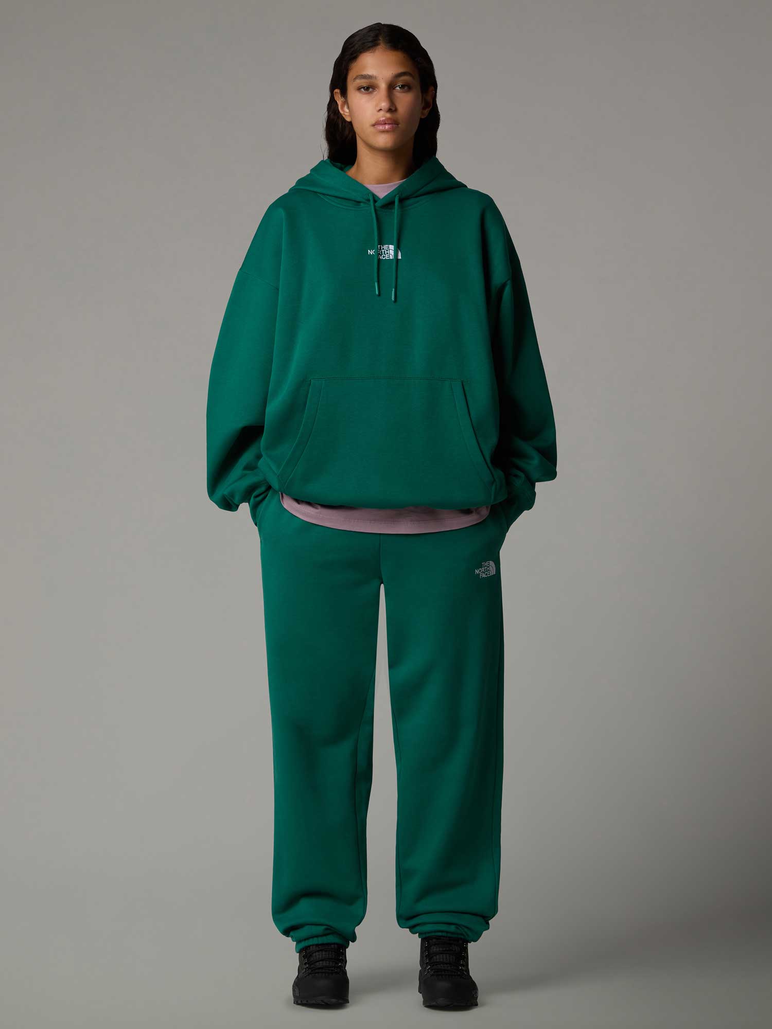 THE NORTH FACE Спортно долнище W ESSENTIAL JOGGER