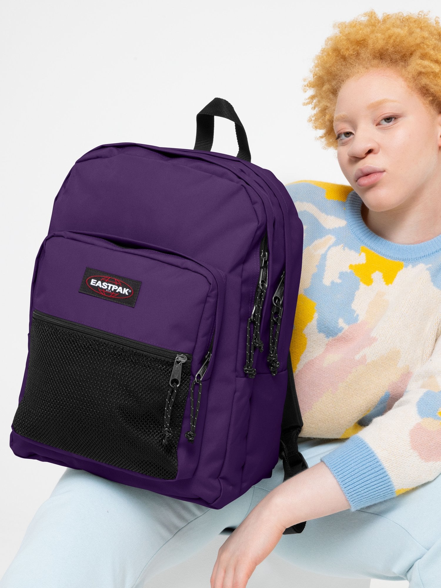 EASTPAK Раница PINNACLE-38 L