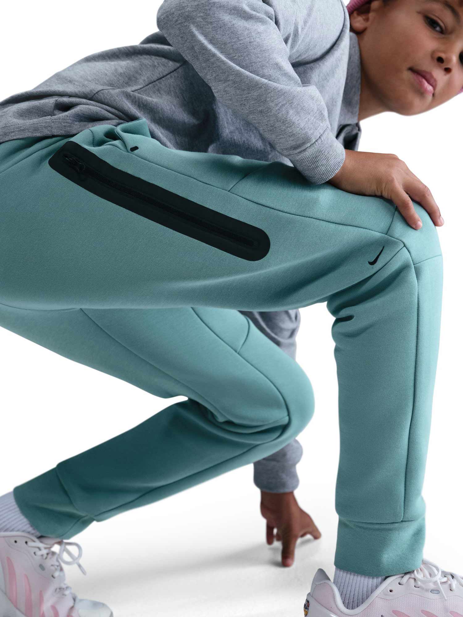 NIKE Спортно долнище B NSW TCH FLC JGGR - PD