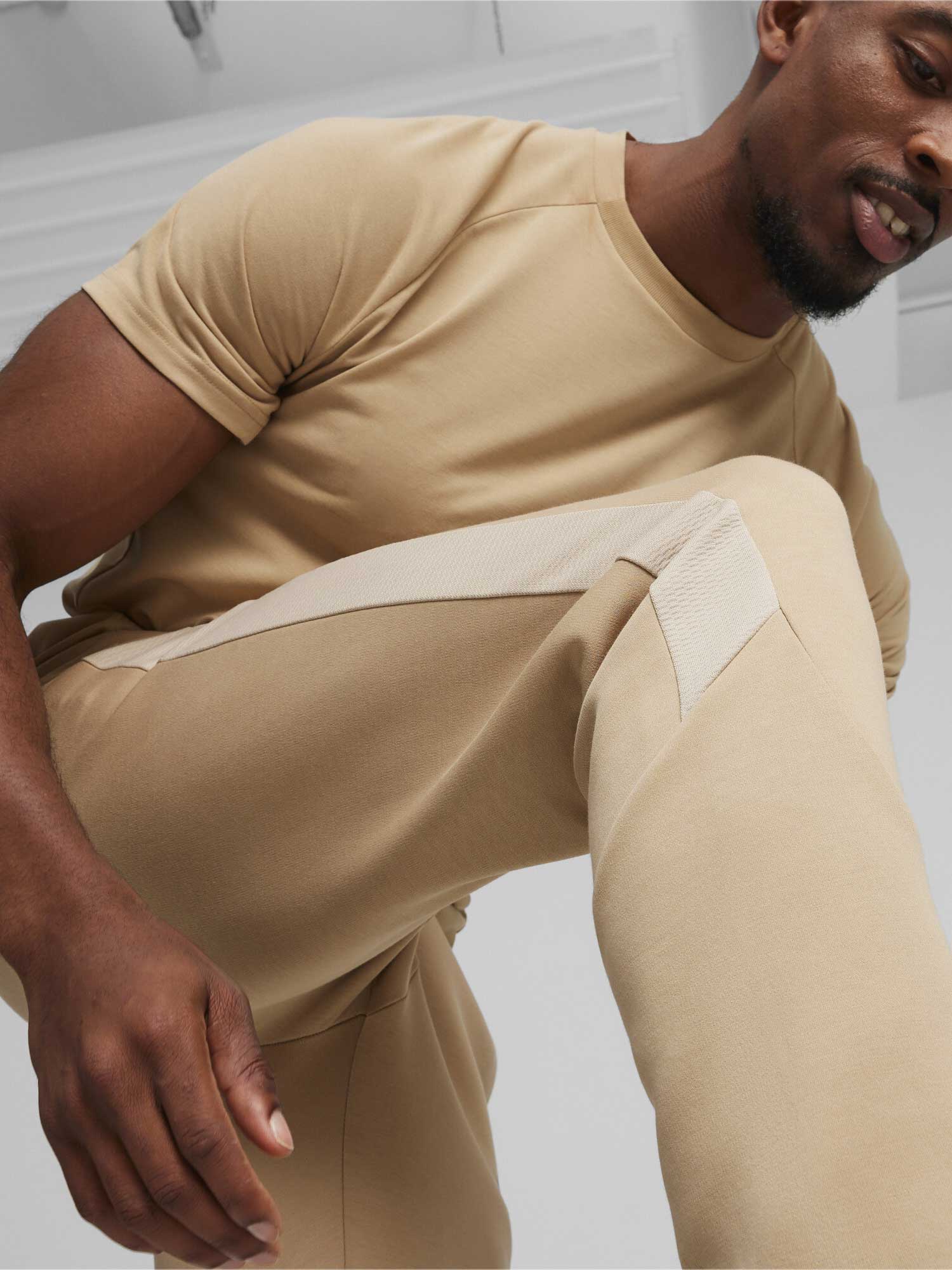 PUMA Спортно долнище EVOSTRIPE Pants DK