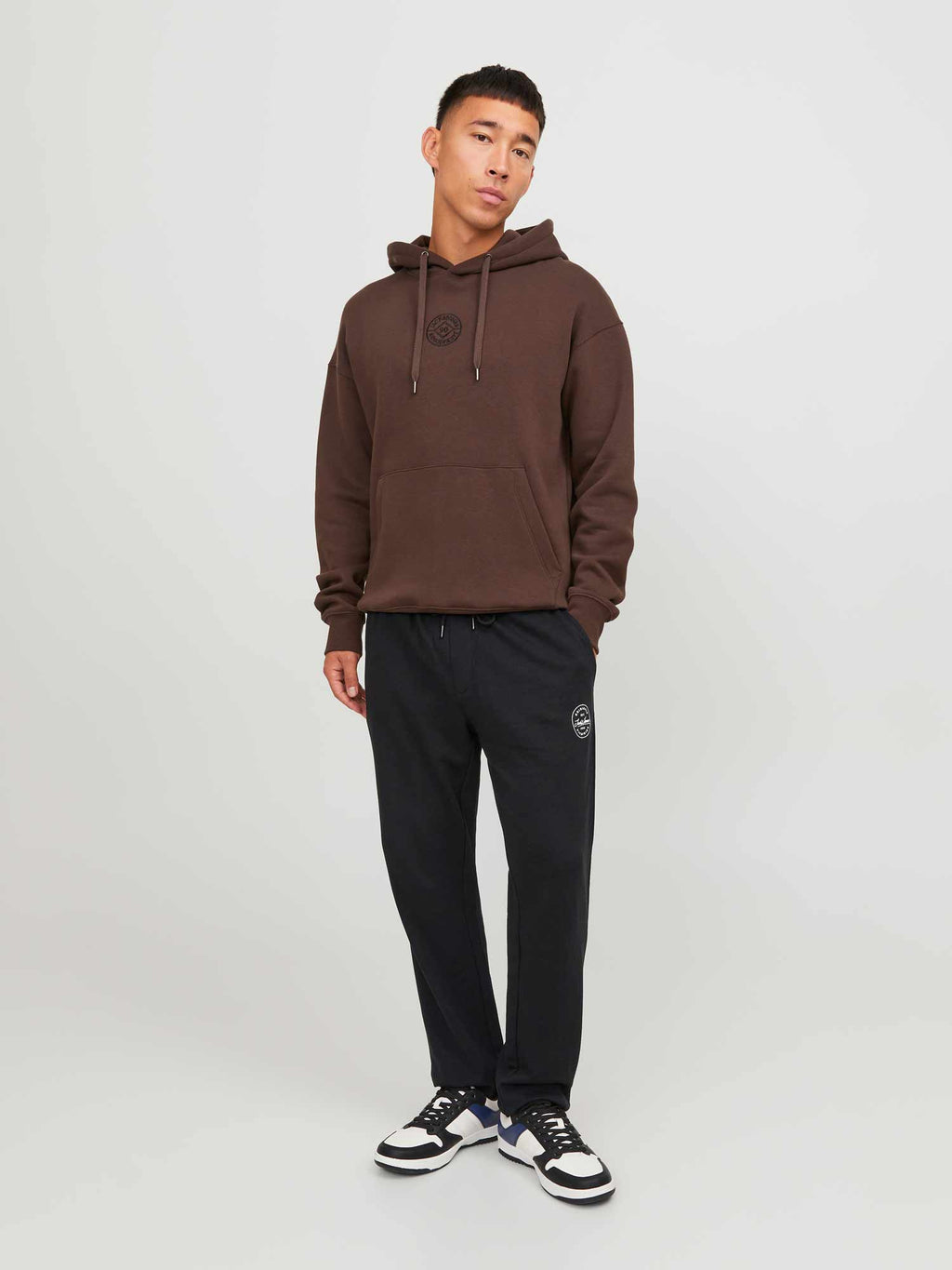 JACK & JONES Спортно долнище JPSTGORDON SHARK SWEAT PANTS NOOS