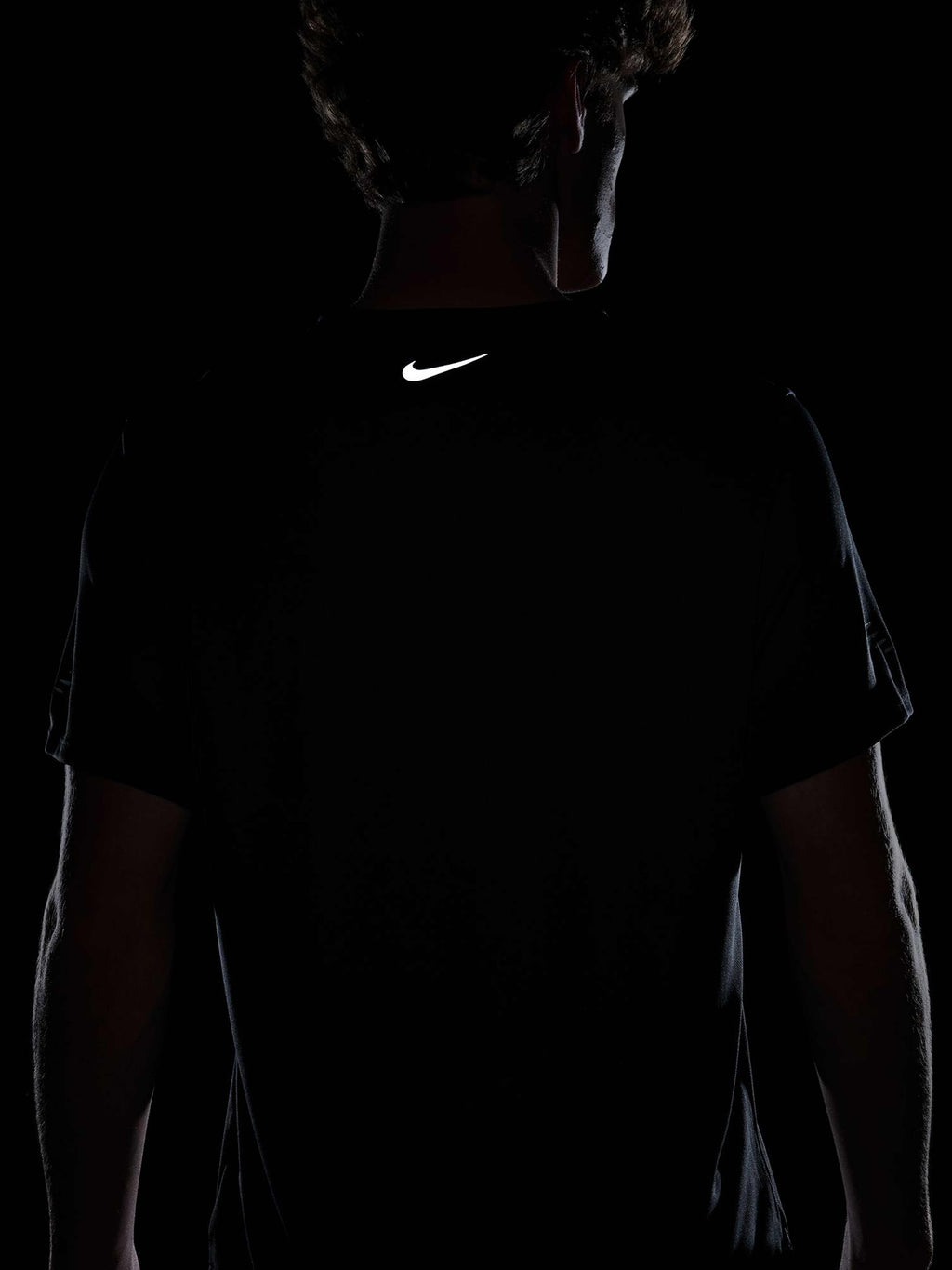 NIKE Тениска M NK DF UV MILER FLASH SS