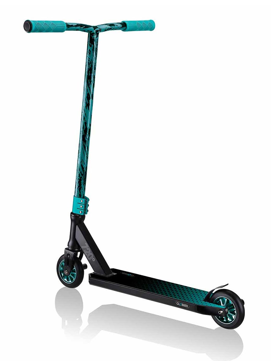 GLOBBER Тротинетка за фрийстайл и скачане GS 720