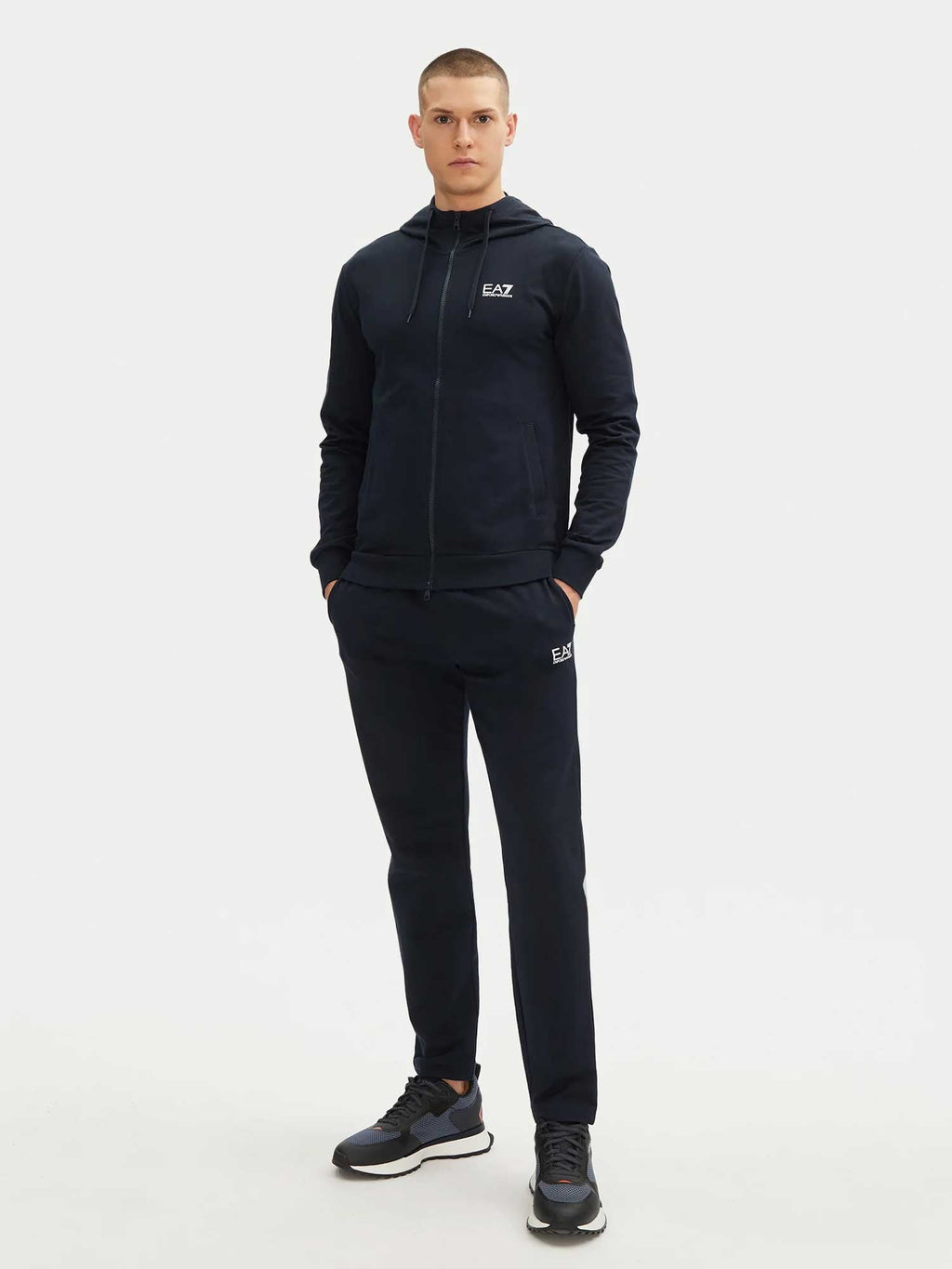 EA7 Emporio Armani Спортен екип TRAIN CORE ID M T-SUIT HOODIE FZ