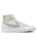 NIKE Обувки WMNS BLAZER MID 77