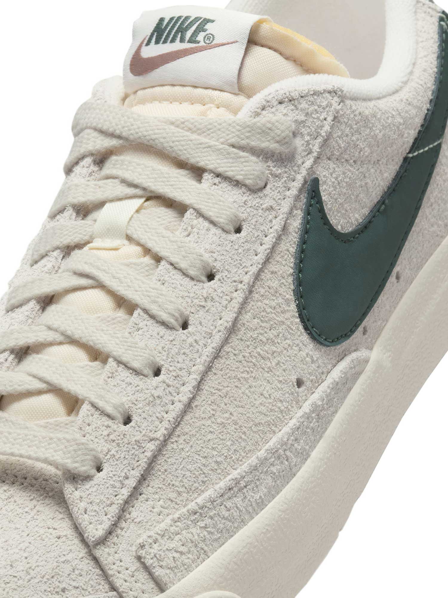 NIKE Обувки W BLAZER LOW 77 VNTG
