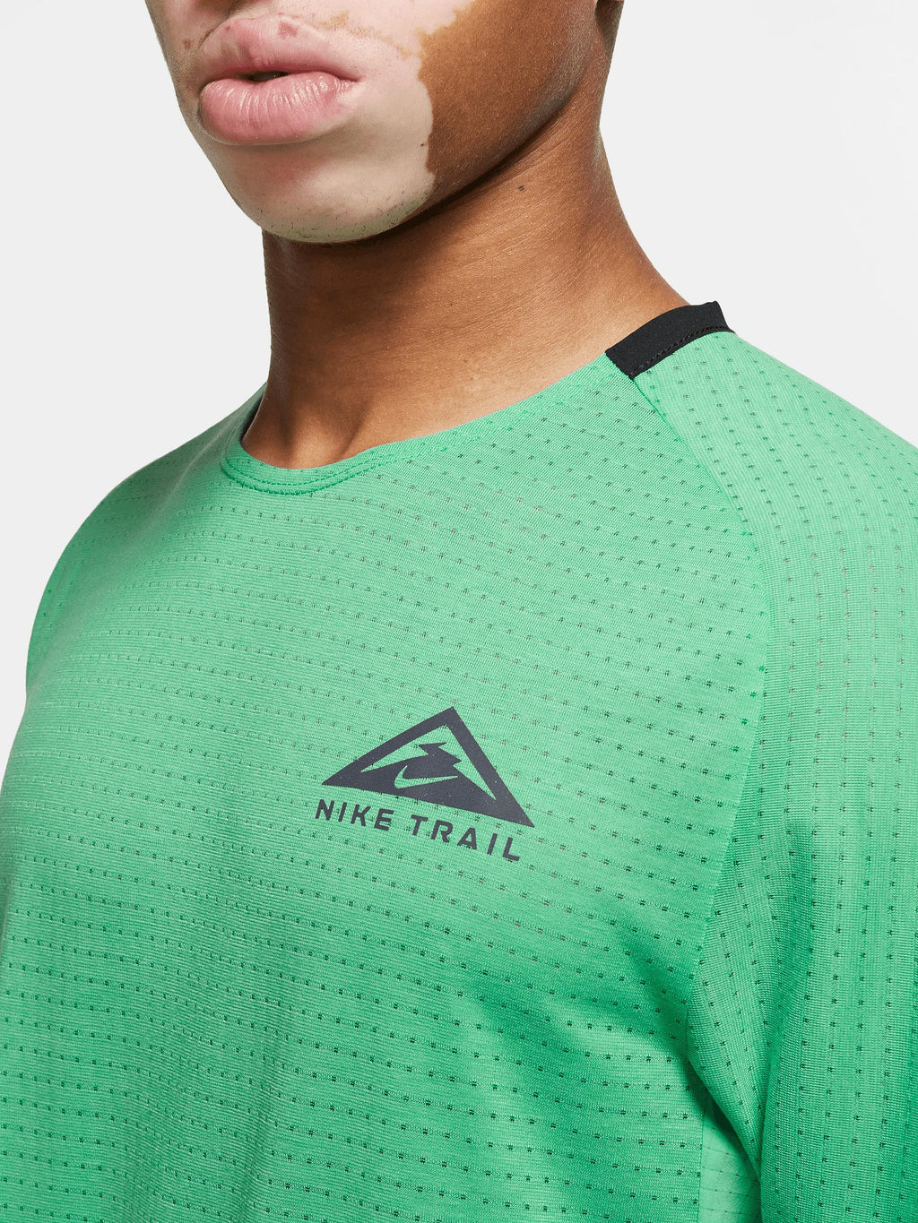 NIKE Тениска M NK DF SOLAR CHASE SS TOP